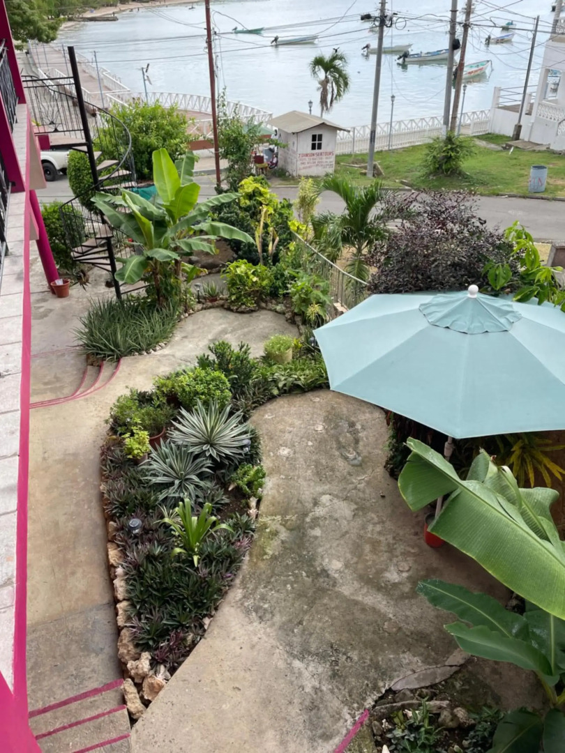 The Seaside Garden Guesthouse