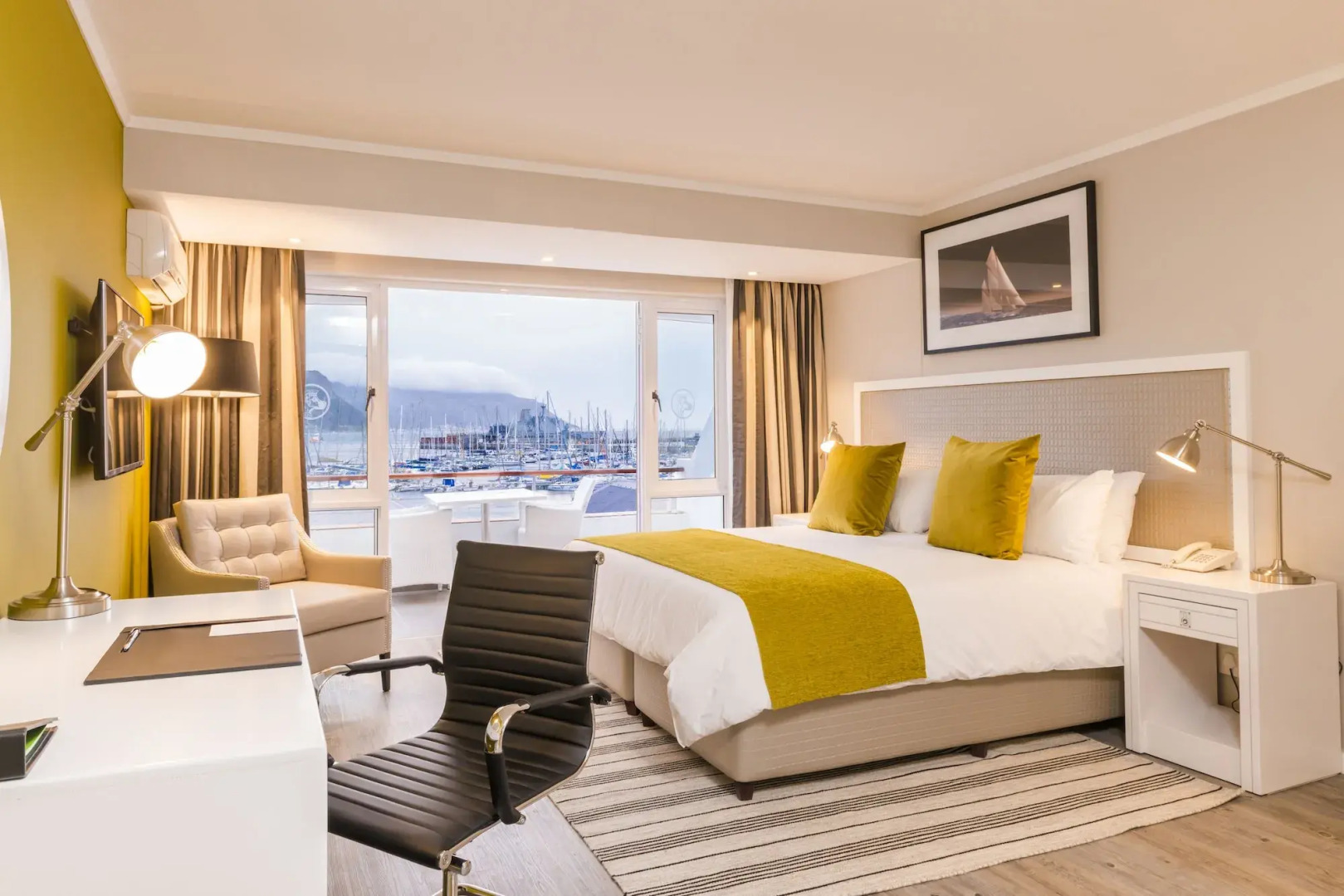 Simon's Town Quayside Hotel