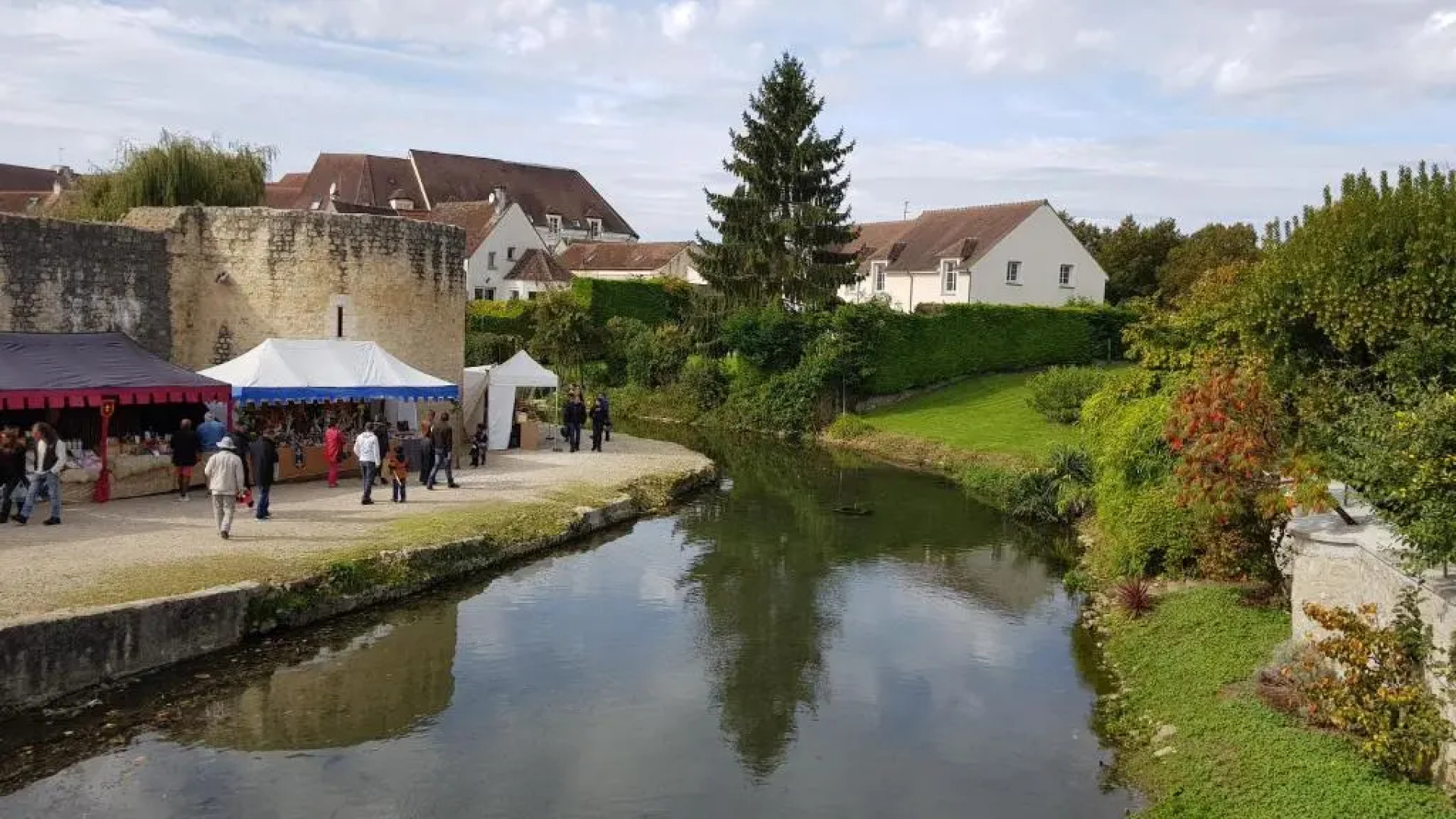 Kyriad Direct Brie Comte Robert