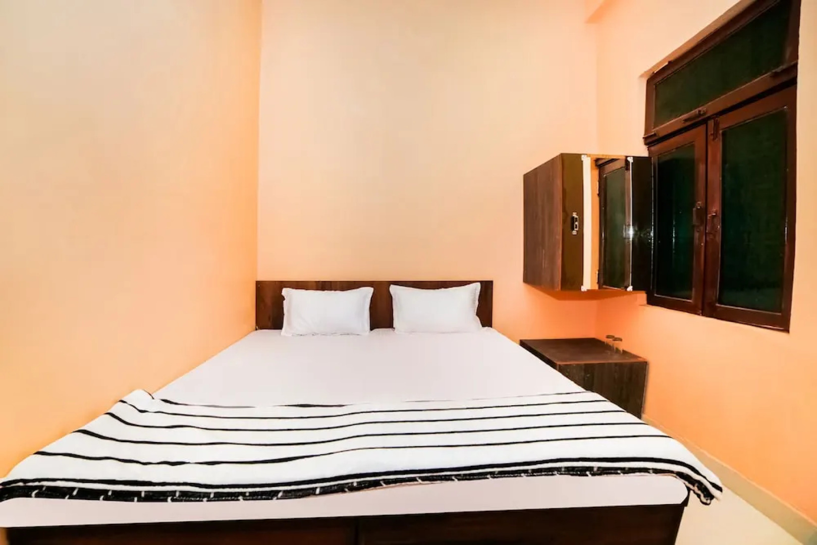 Spot On 46331 Hotel Kushas