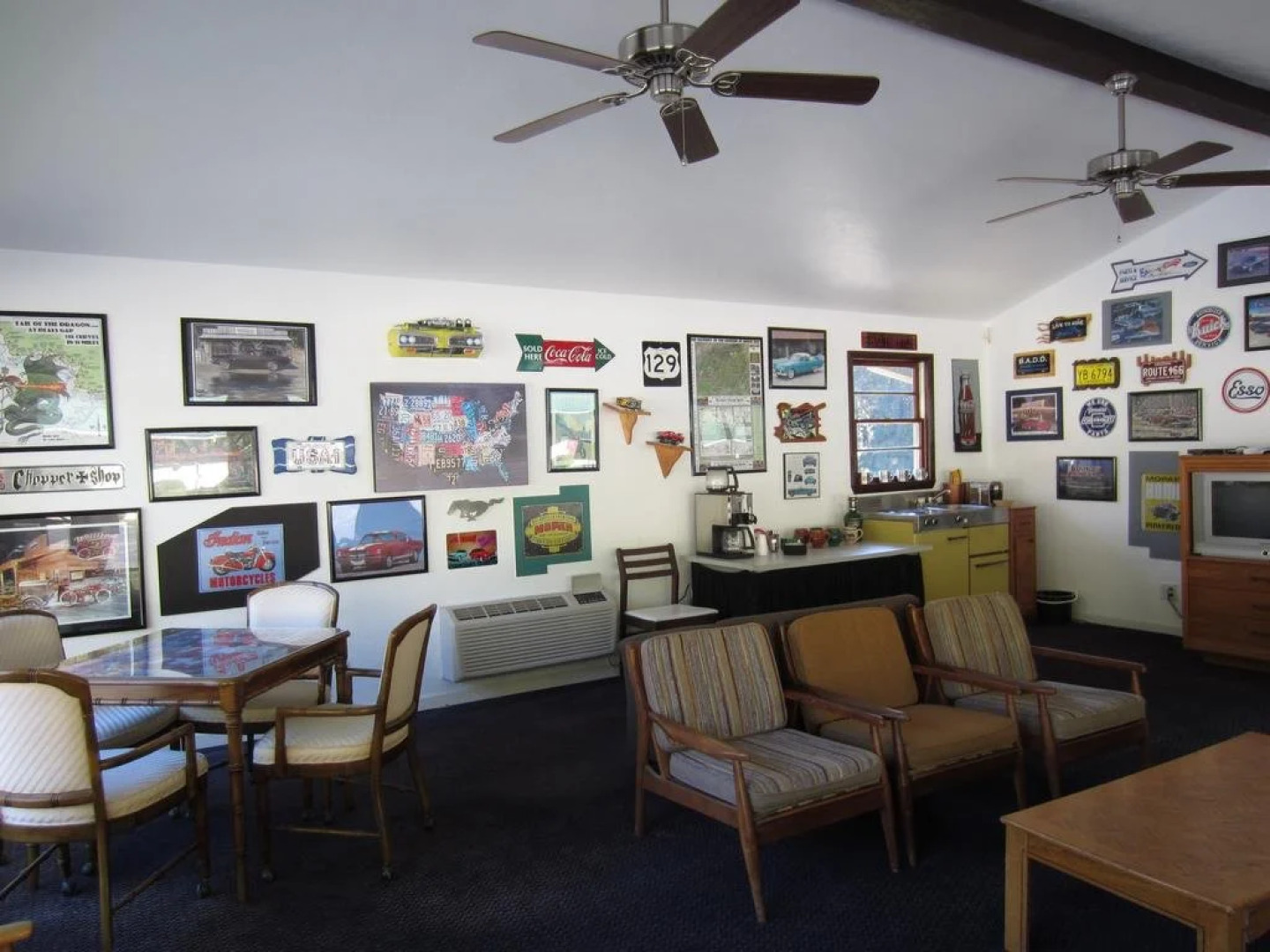 Gear Head Inn - Whittier