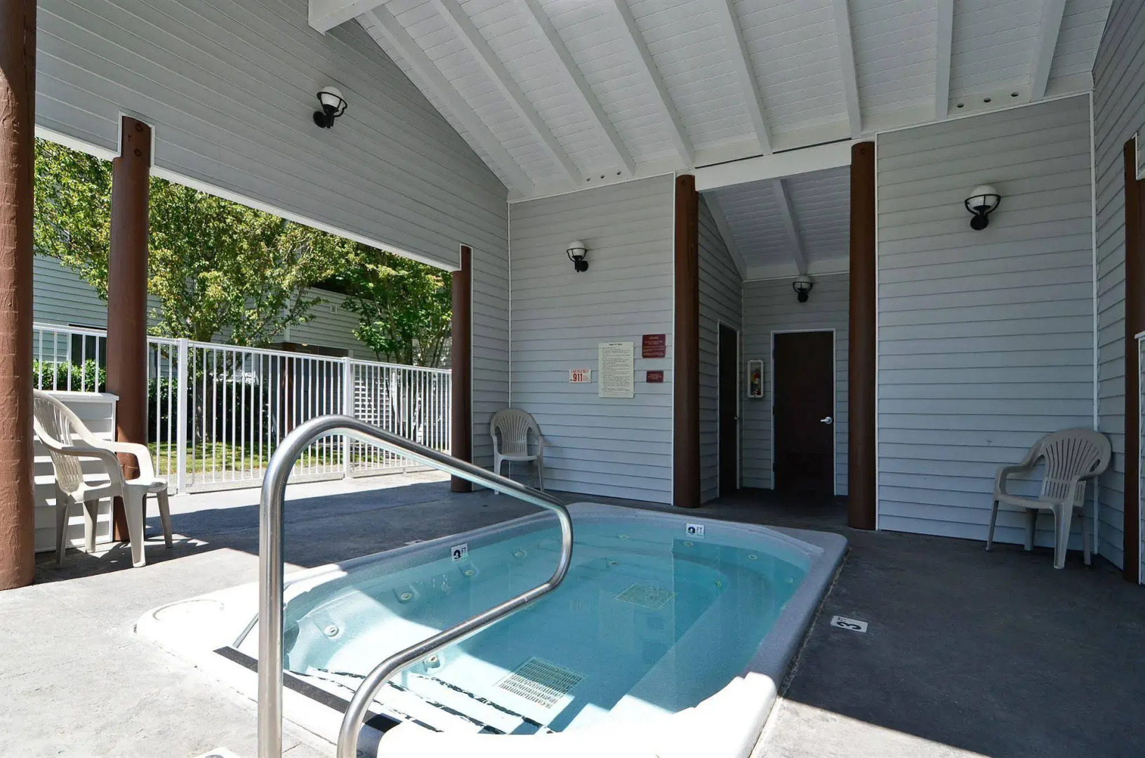 Friday Harbor Suites