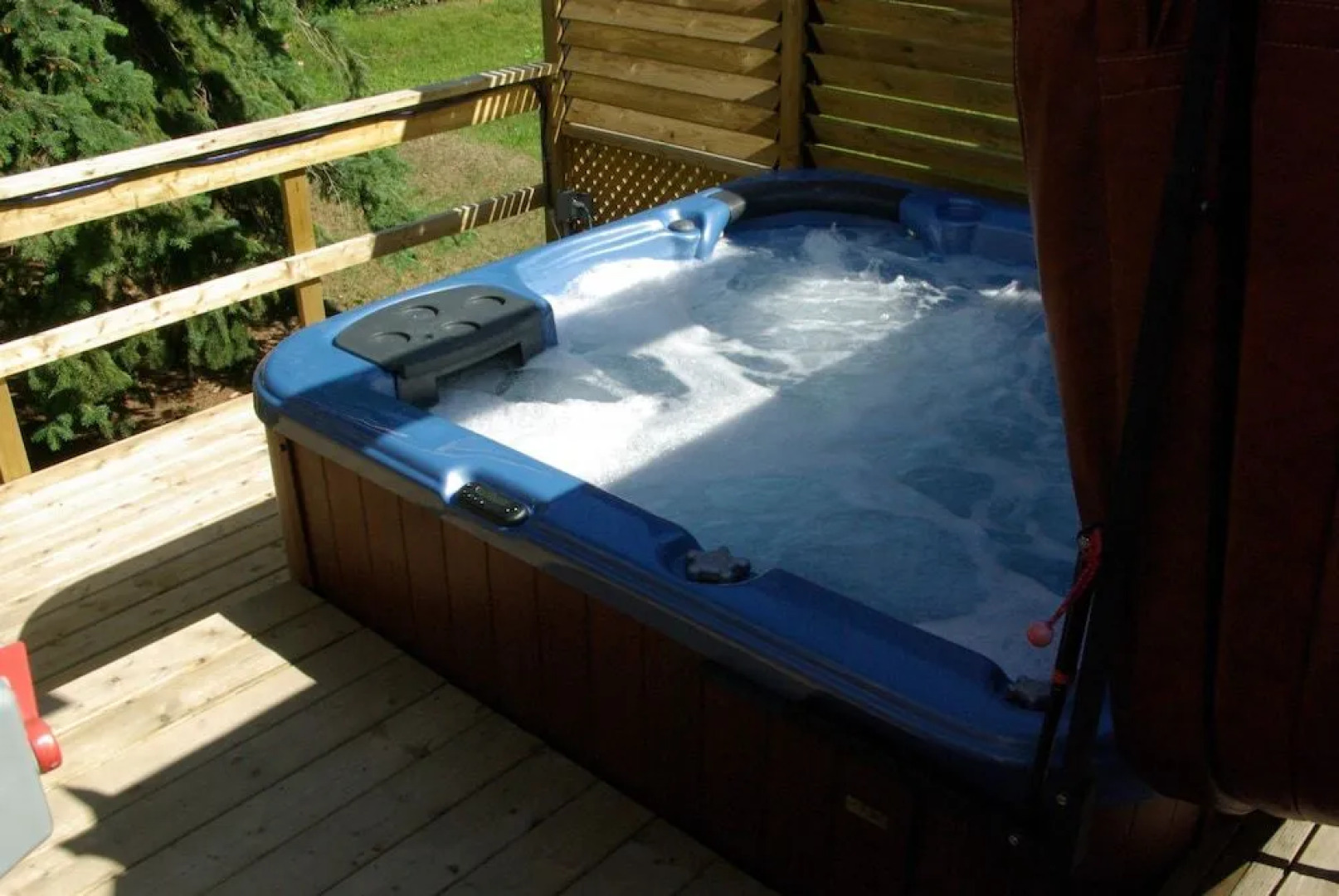 Abagale's Victorian Hot Tub and Suites