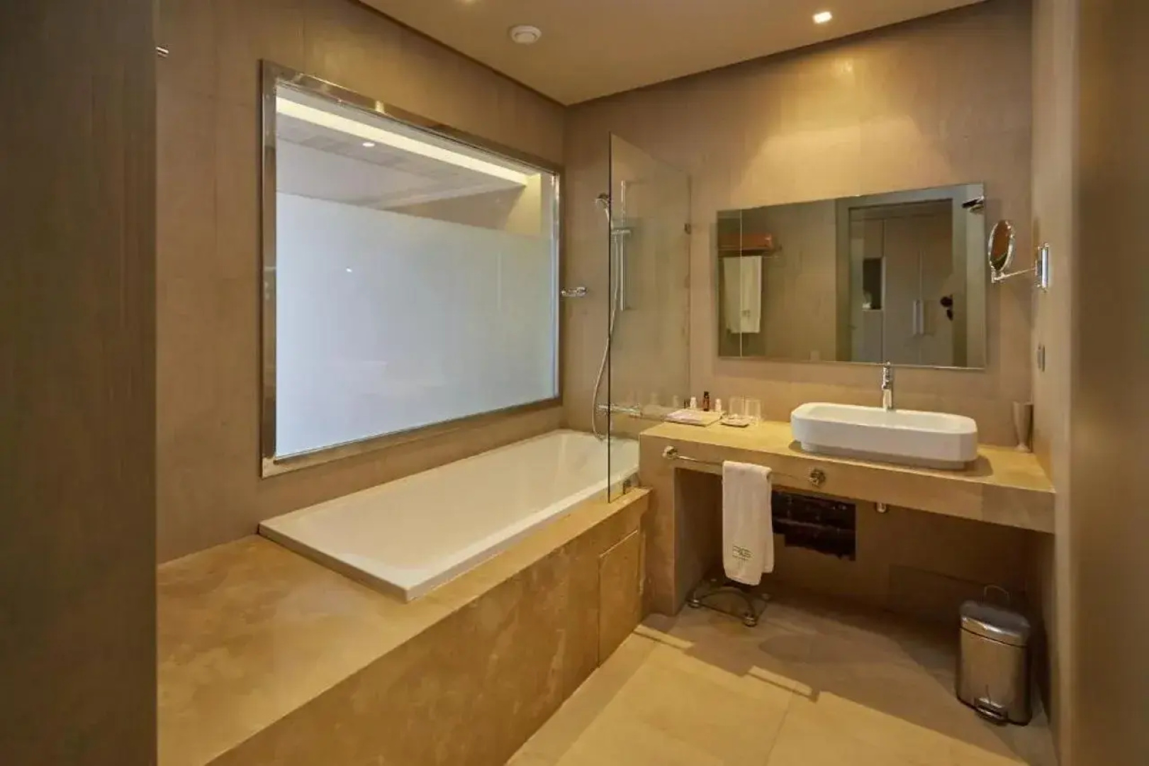 AG Hotel & Spa