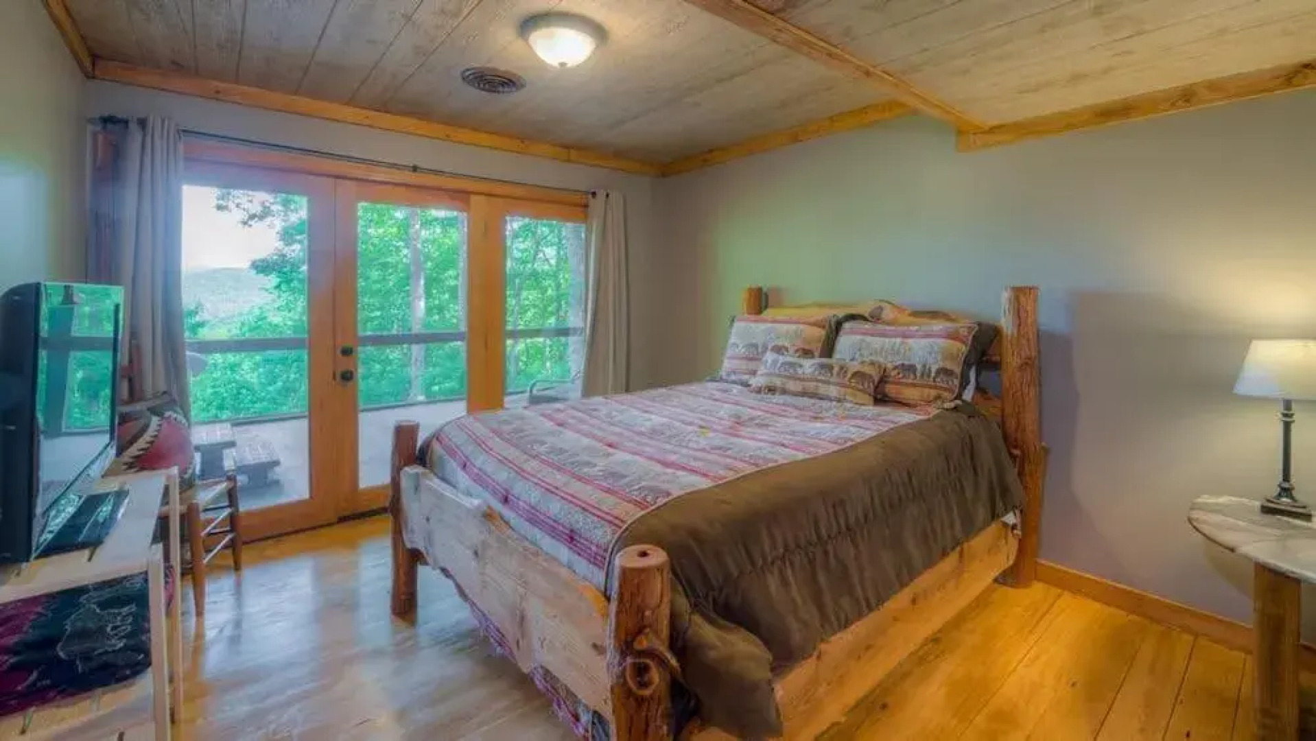 Blue Chase Lodge by Escape to Blue Ridge