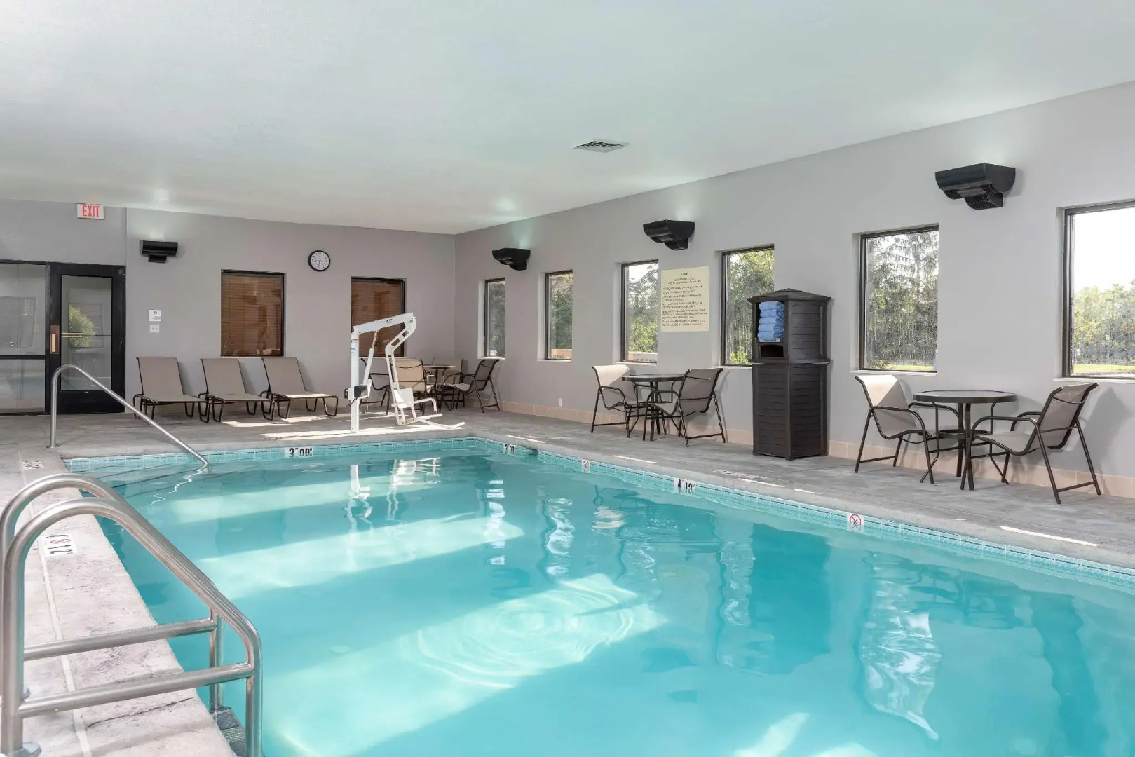 Hampton Inn & Suites Cleveland-Airport/Middleburg Heights