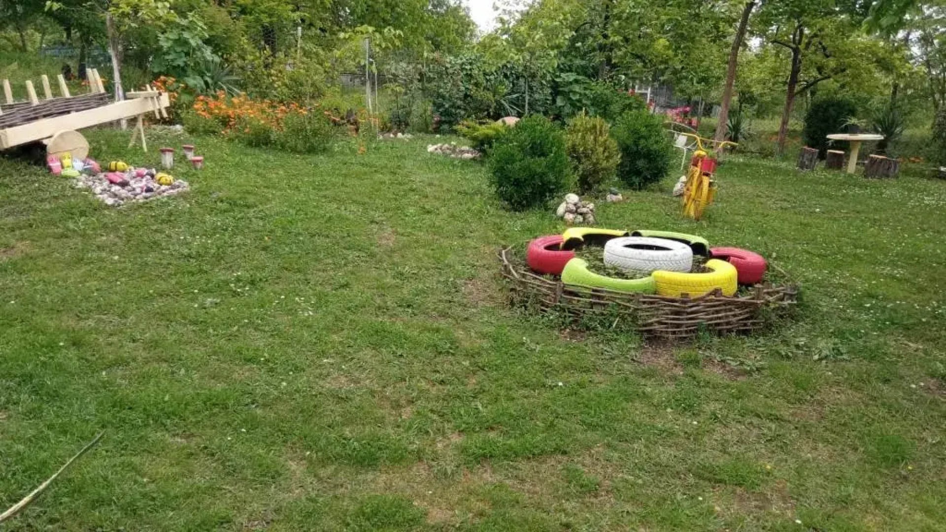 Guest House Nargo's garden