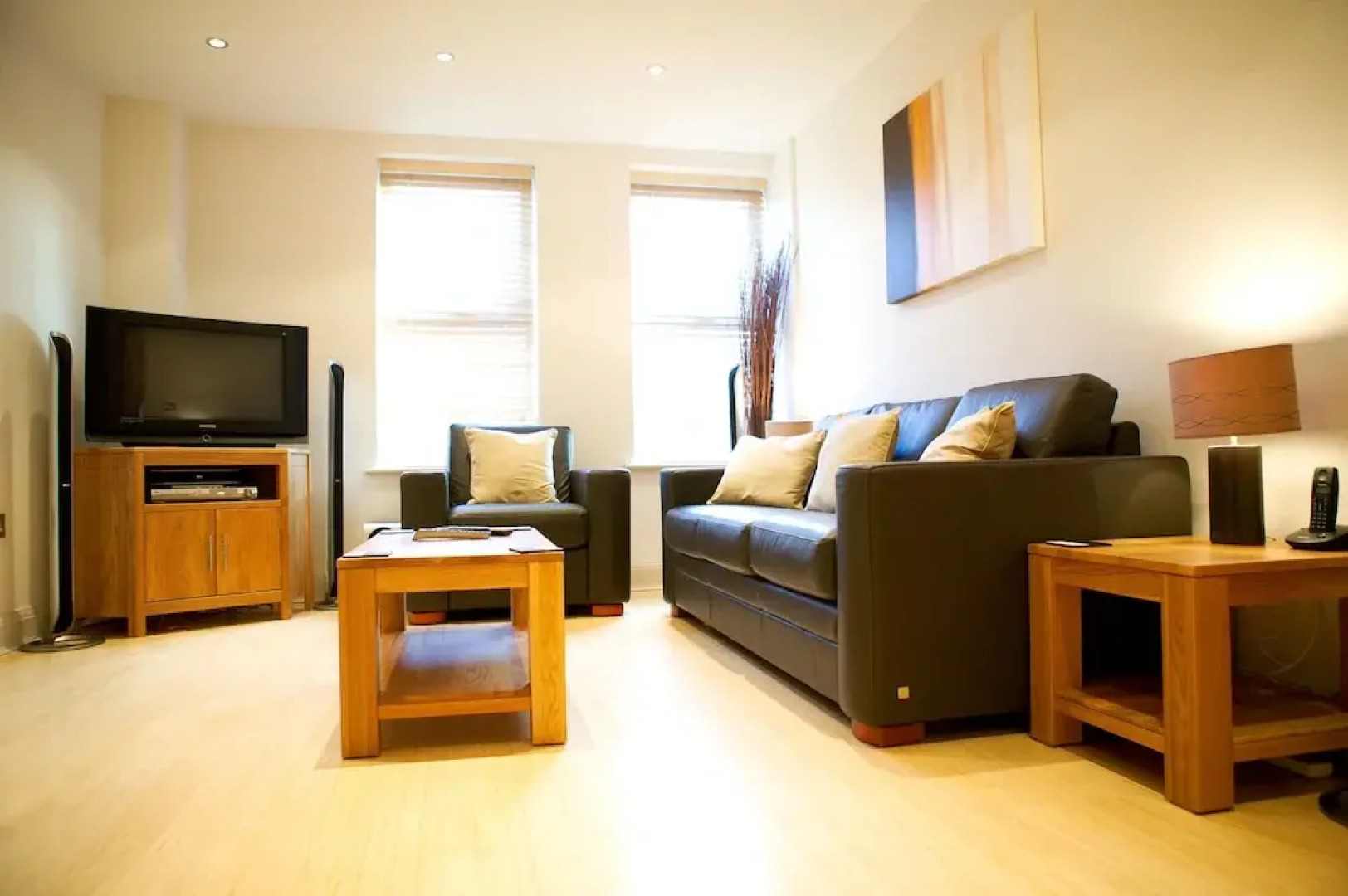 Pelican House By Esa