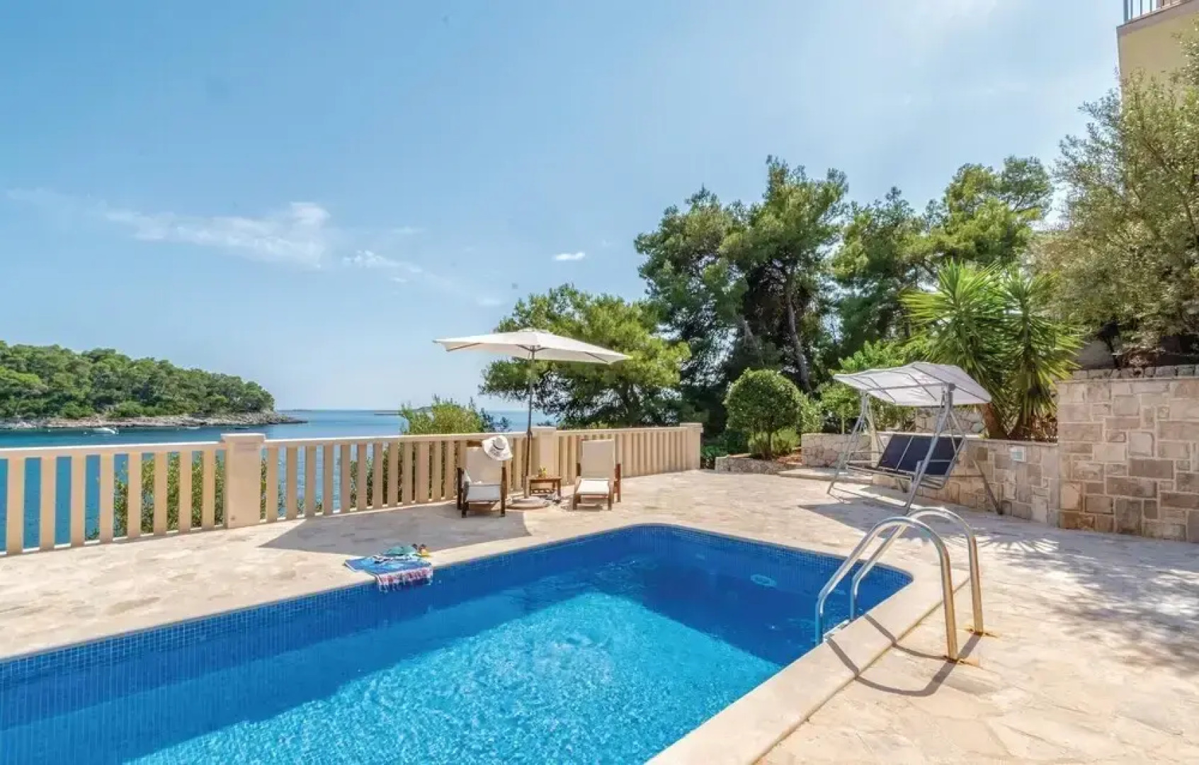 Stunning Home in Prizba With Wifi and 3 Bedrooms