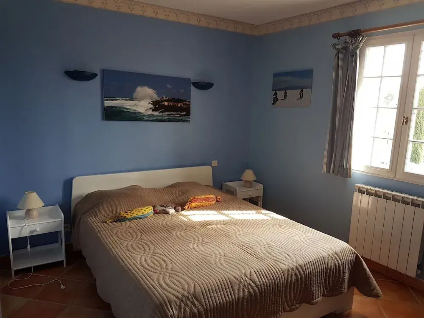 Detached Villa Situated Between the Vineyards and Views of the Mont Ventoux