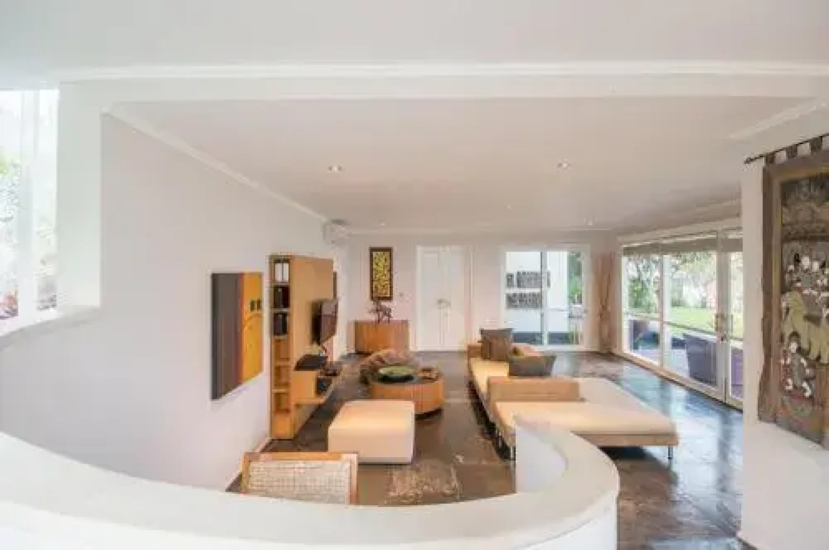 Villa Six Karang Kembar