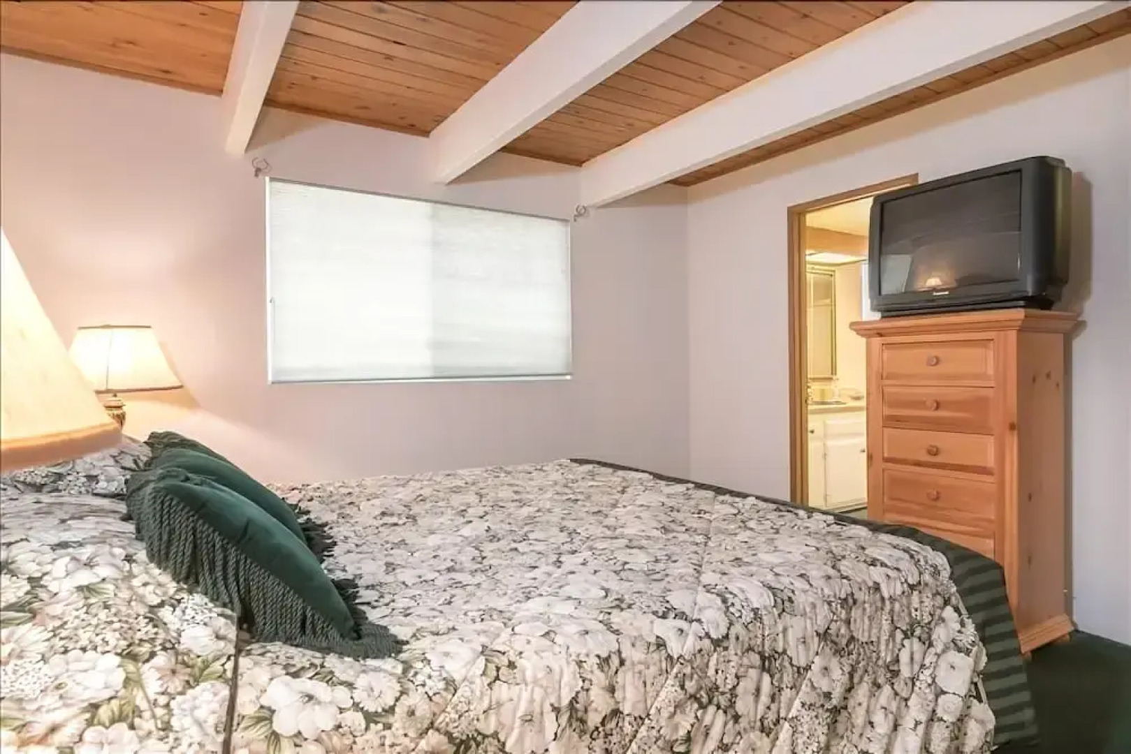 Yellowstone V011 by RedAwning