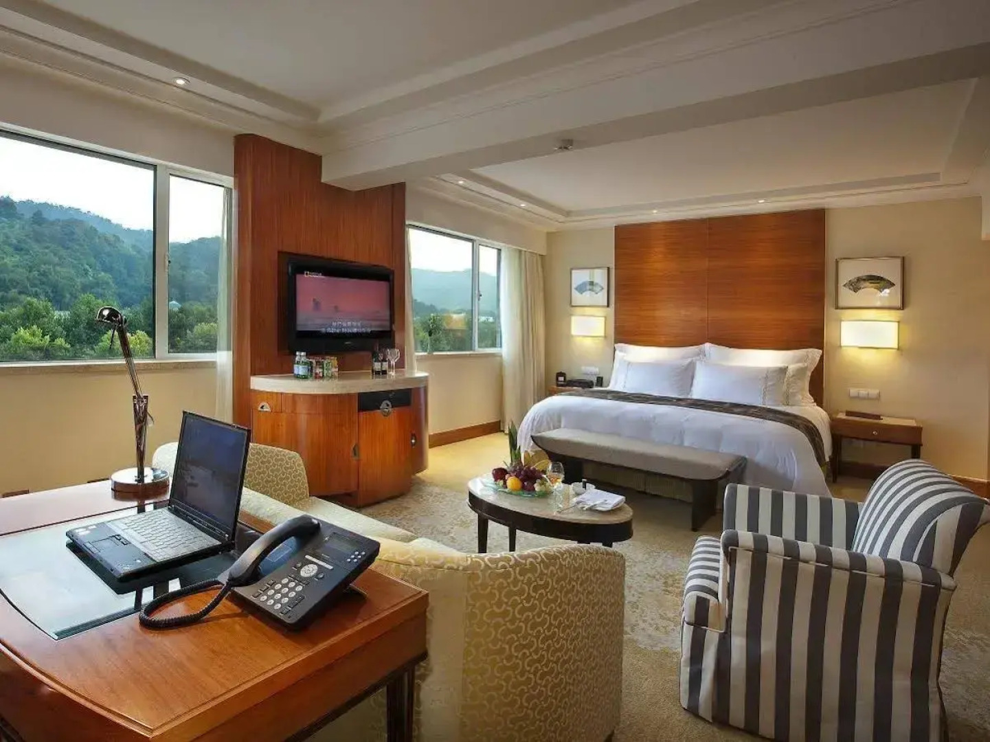 The Dragon Hotel Hangzhou