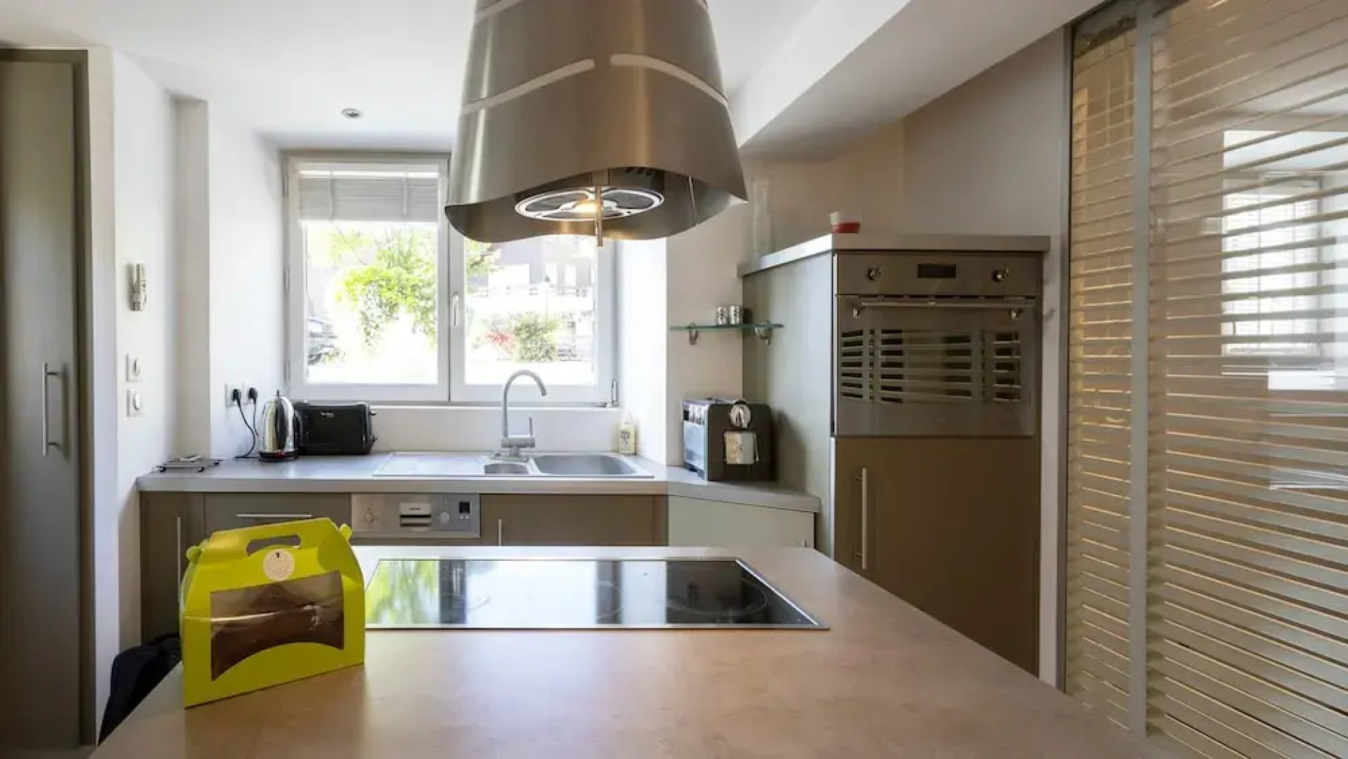 Beautiful studio 2p 200m from Lake