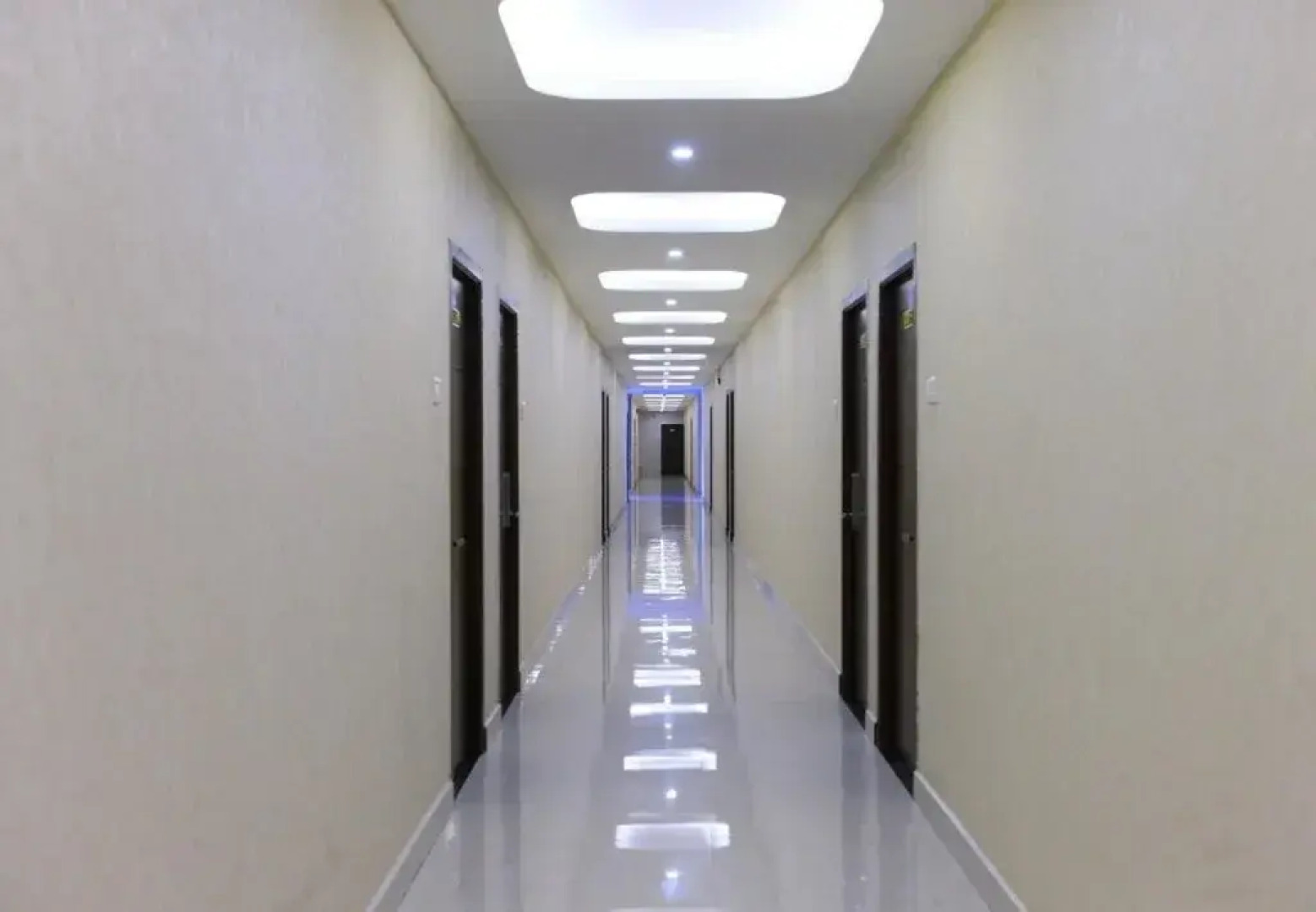 RB Grand Residency by OYO Rooms