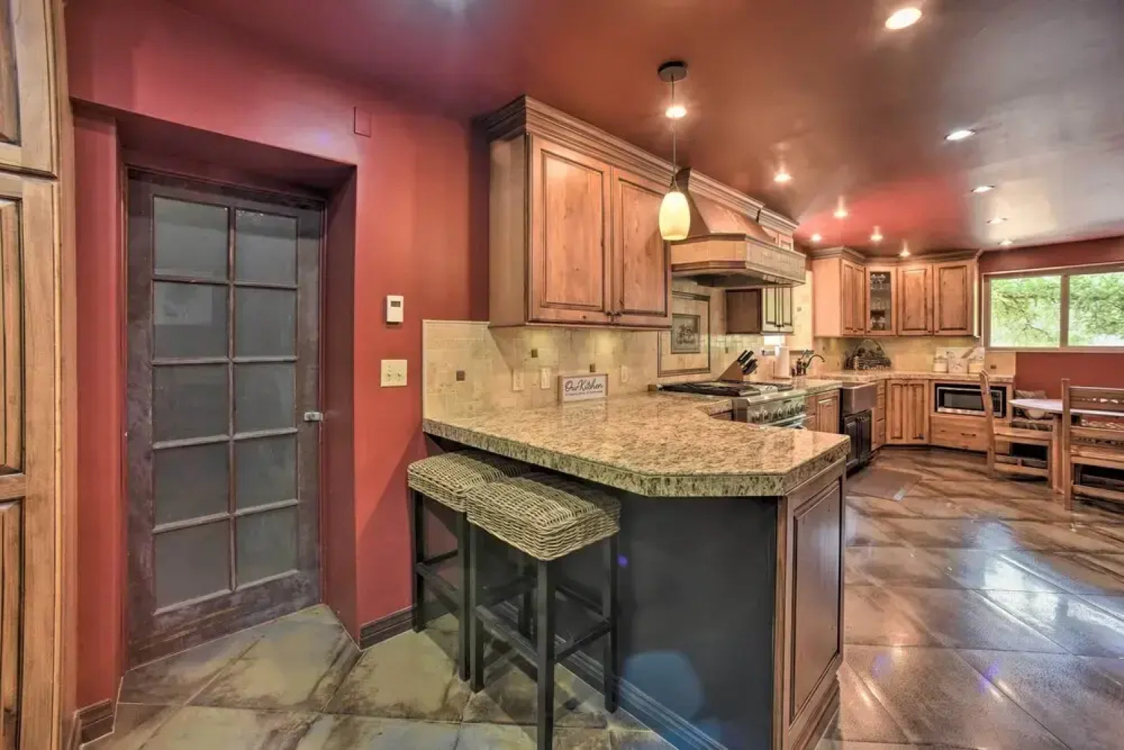 Homey Mtn View Escape: 11 Mi to Garden of the Gods