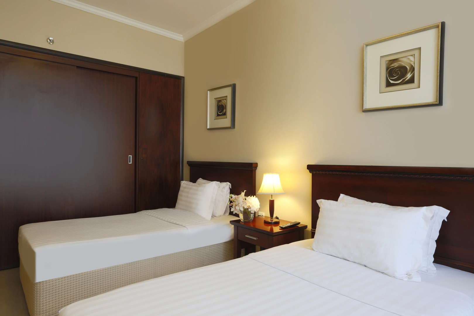 Ezdan Hotel West Bay