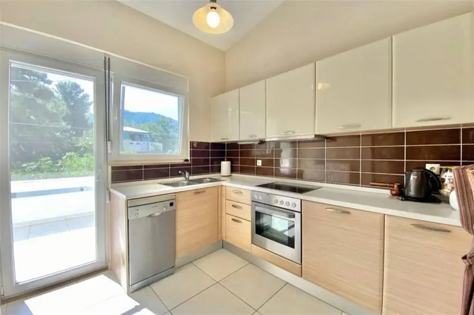 Helios Villa Sea Front - 3 bedrooms 7 guests