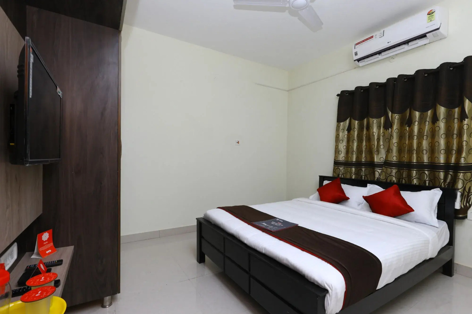 OYO 10027 Hotel Red Petal