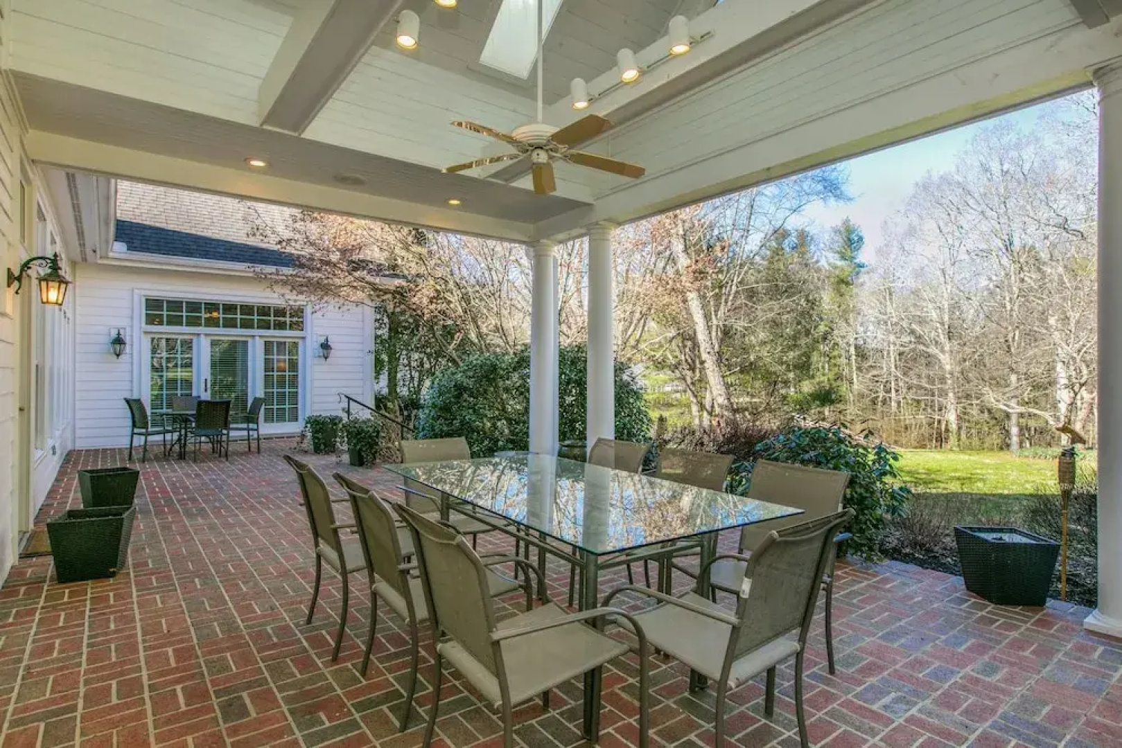 Hart House- A Luxurious Asheville Vacation Country ! 6 Bedroom Home
