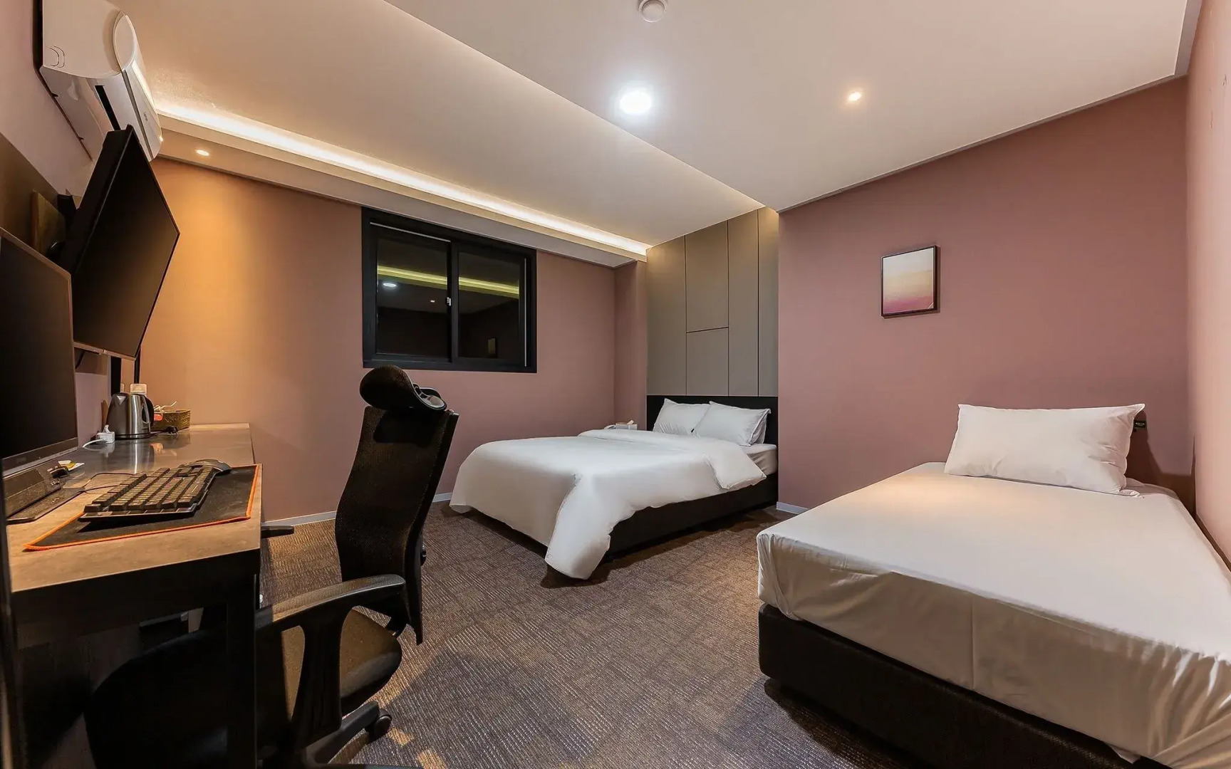 Cheonan St179 Hotel