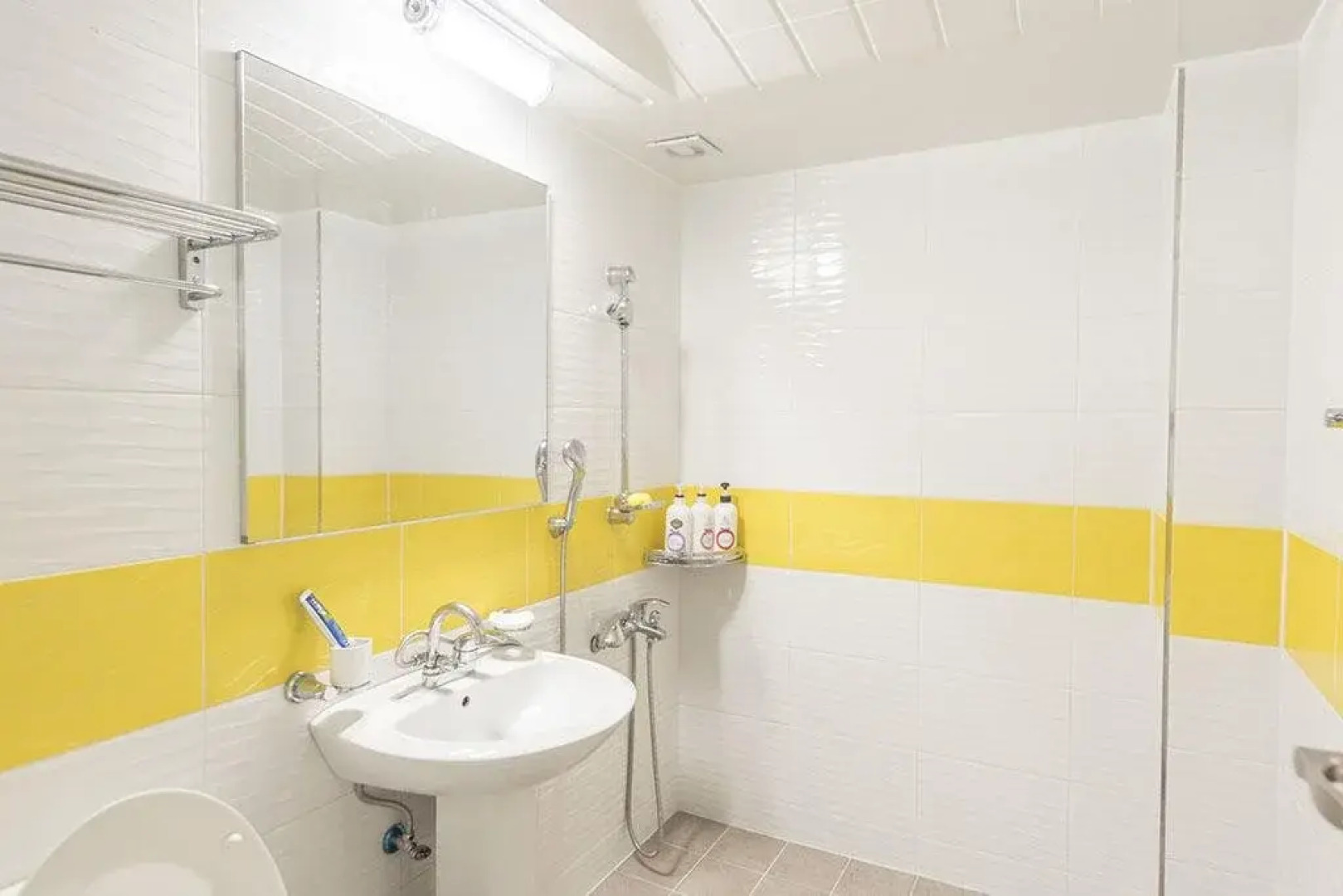 Big-O Show Guesthouse - Hostel