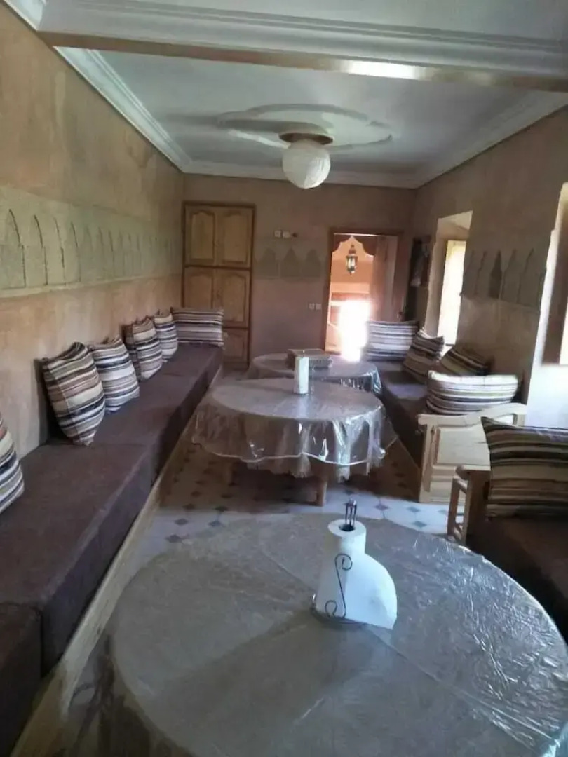 Gite Paradis d'Ait Bouguemez - Hostel