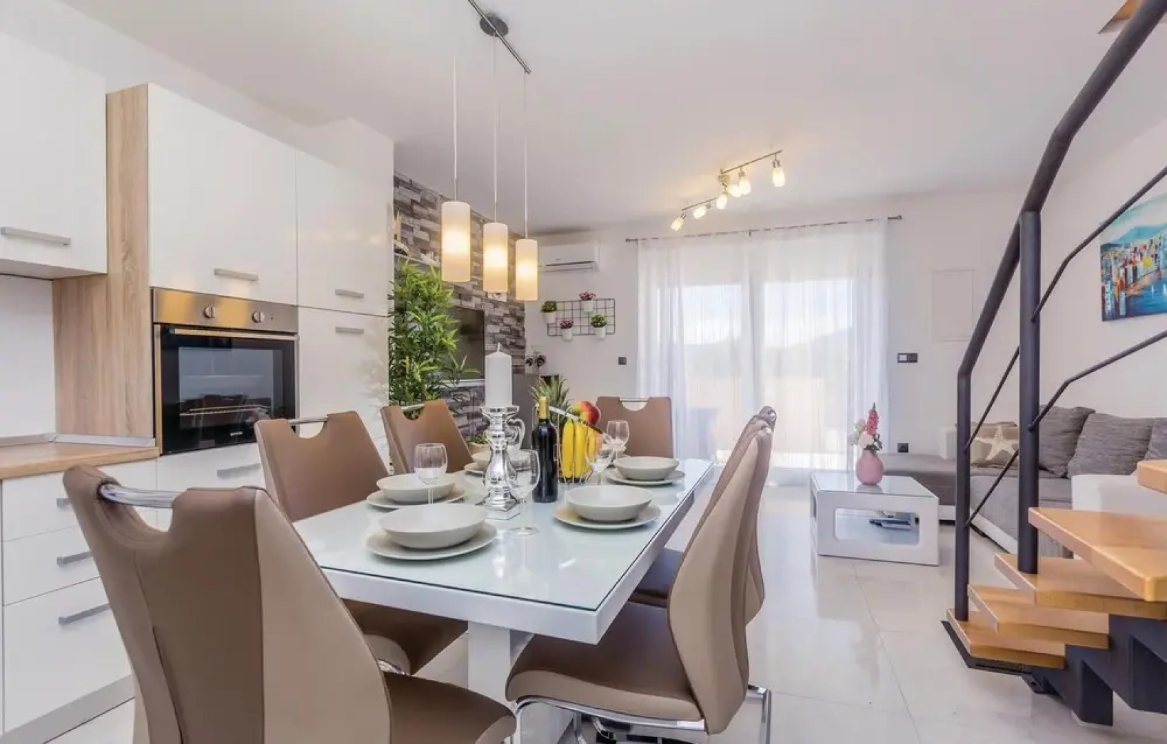 Beautiful Home in Brzac With Wifi and 2 Bedrooms