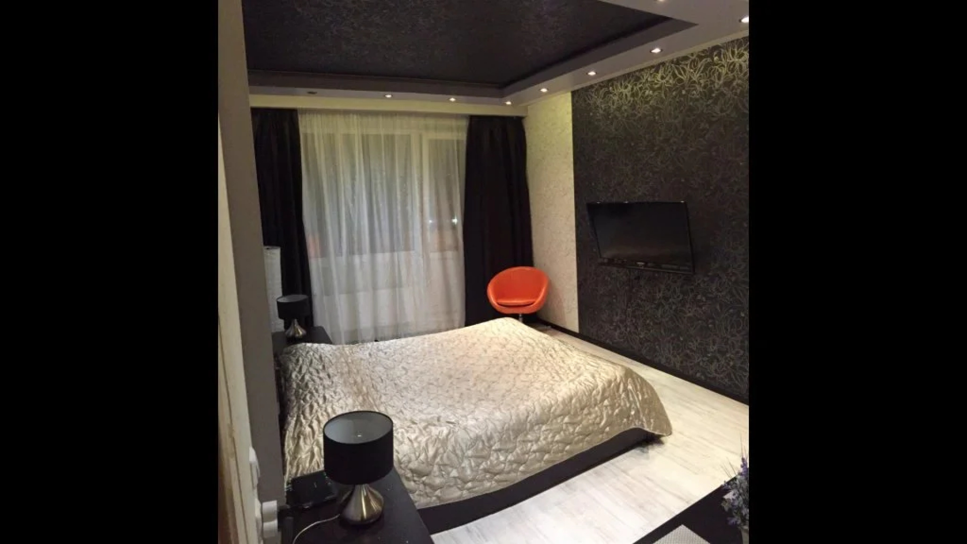 Komendantsky Apartment