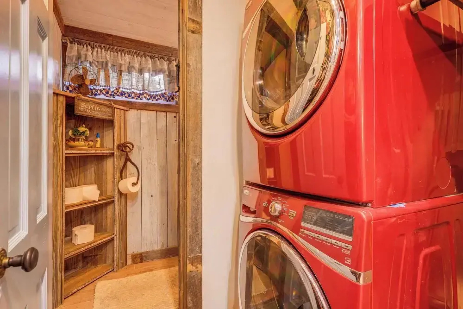 Pet-friendly Wimberley Cabin w/ Fire Pit & Hot Tub