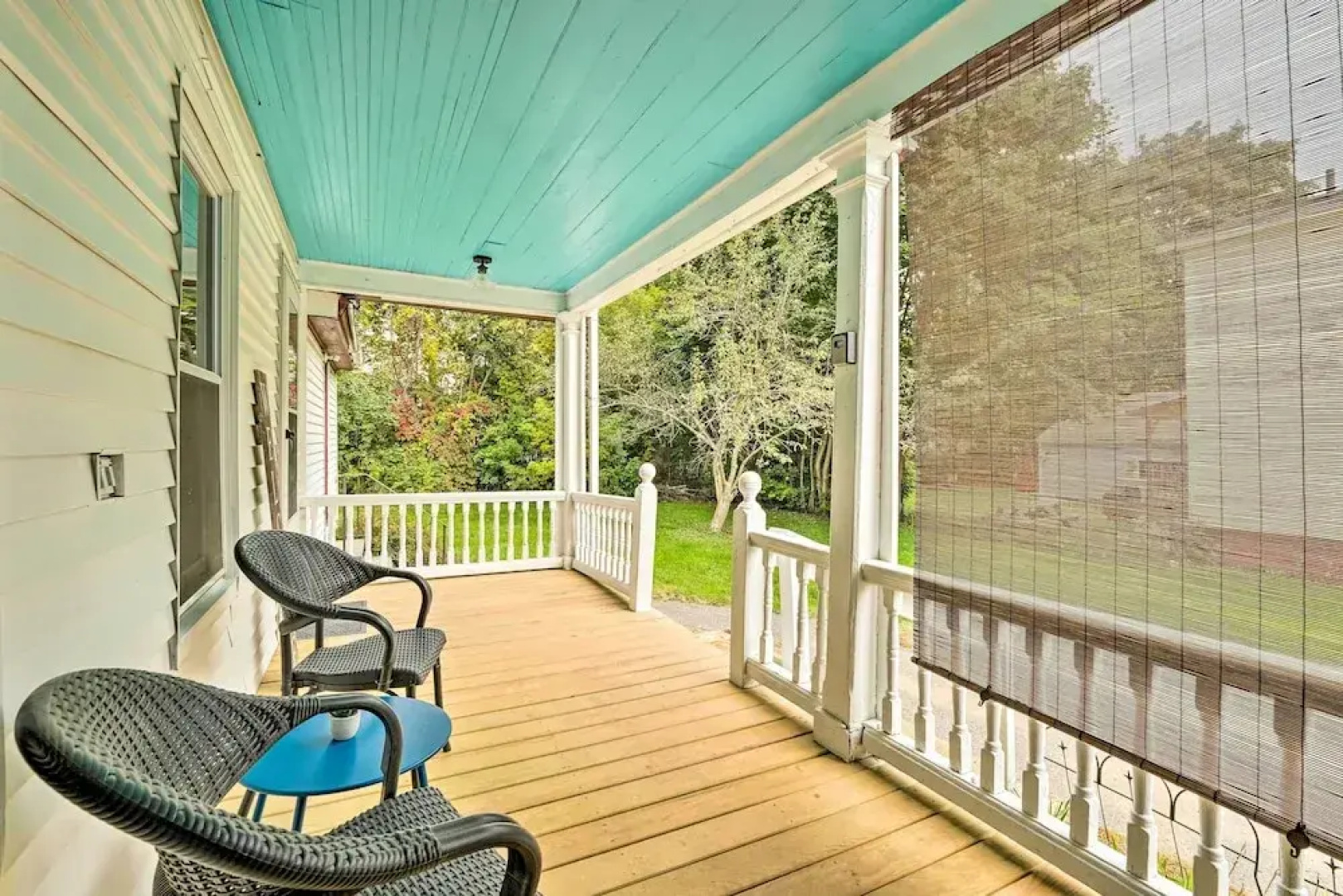Updated Vintage Apartment < 1/2 Mi to Main St