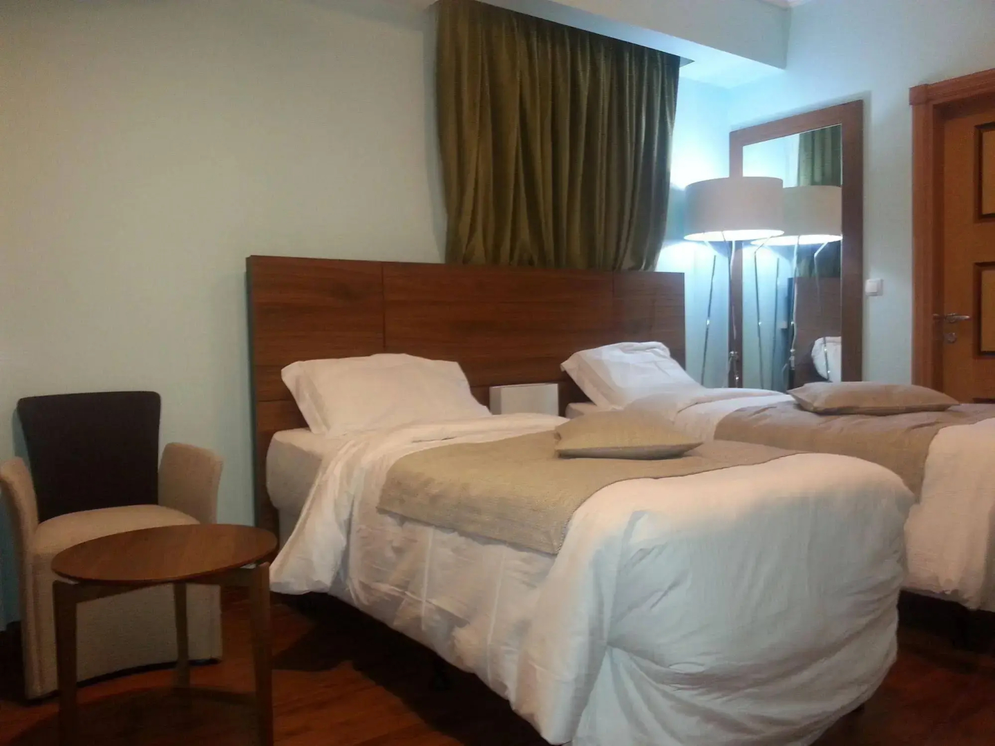 Al Thuria Hotel