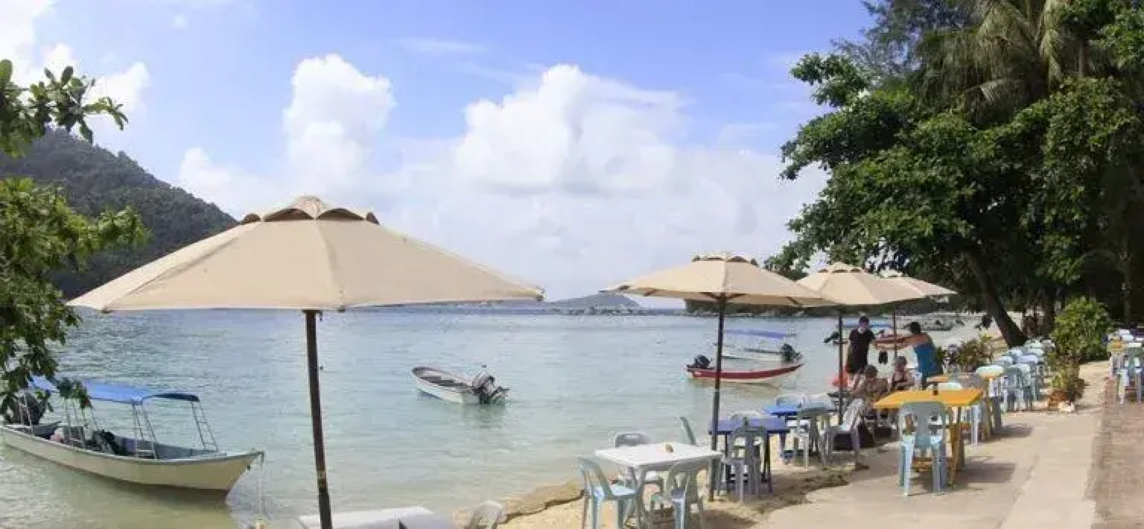 Watercolours Resort & Dive Centre