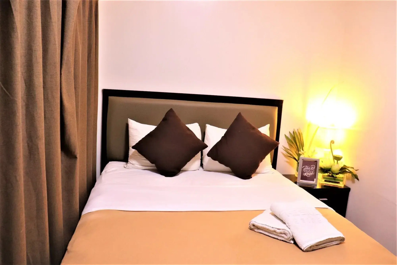 The Studio 18 Residences