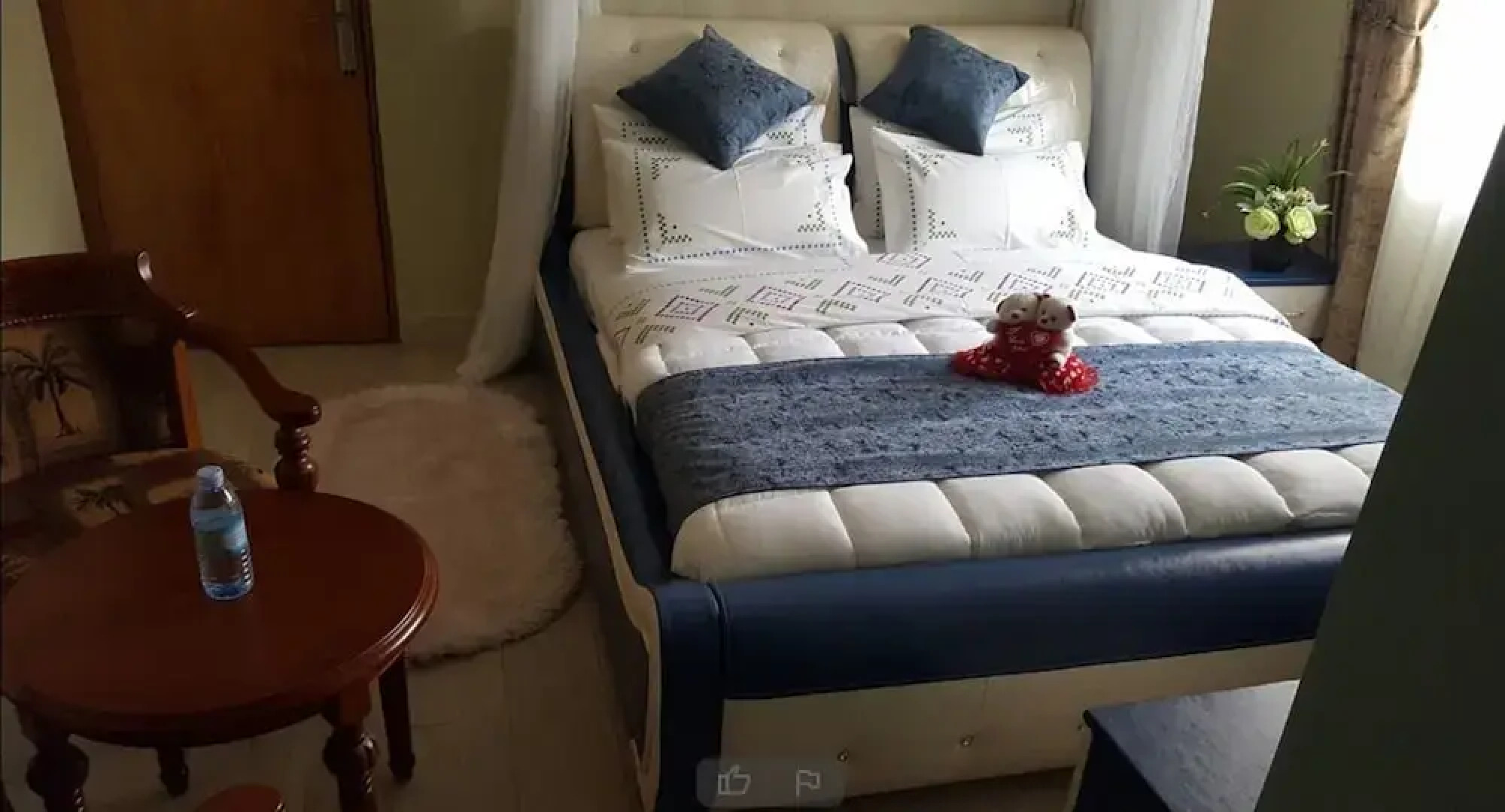 Cactus Hill Side Hotel