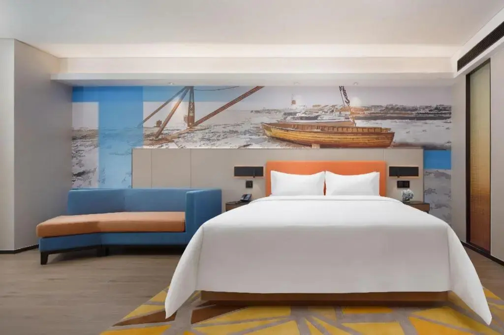 Hampton by Hilton Qionghai Railway Station