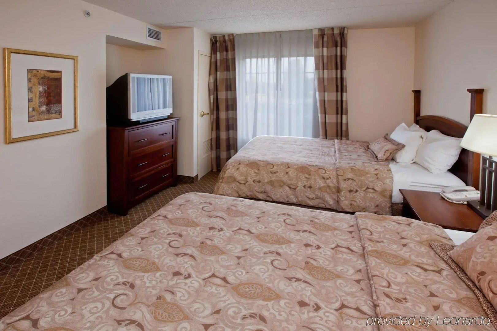 Staybridge Suites Indianapolis-Airport by IHG