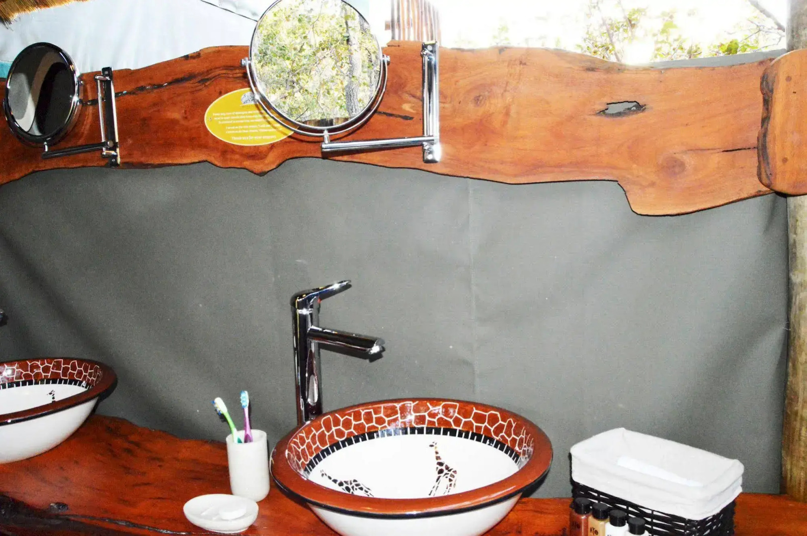 Honeyguide Ranger Camp