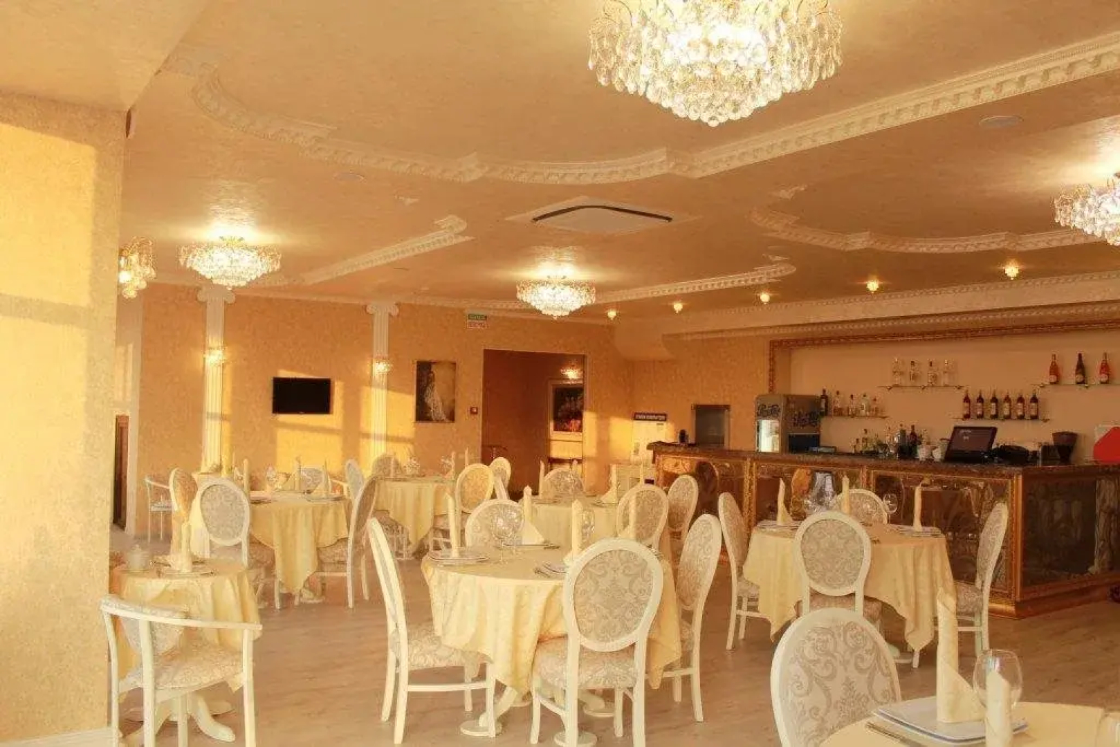 Leo Palace Hotel