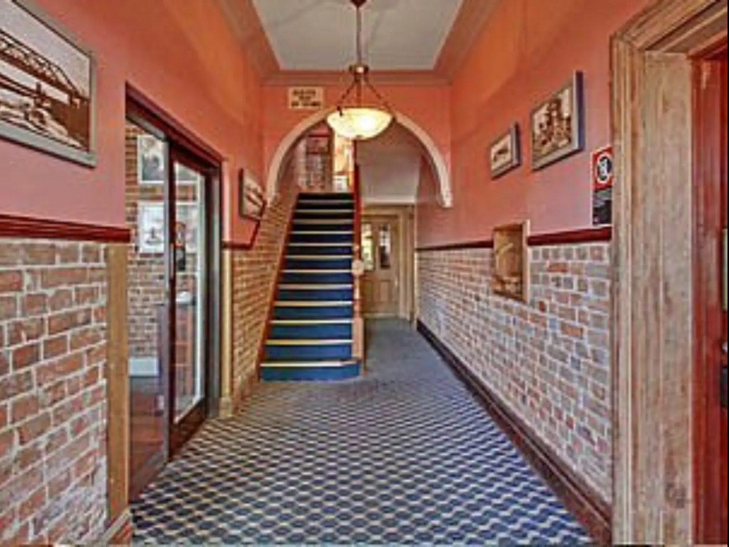 Boorowa Hotel