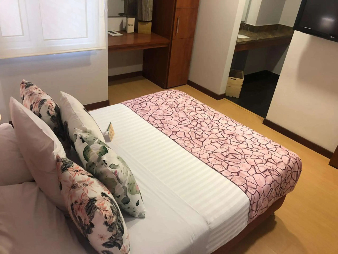 Hotel Factory Green Bogotá Occidente Calle 80