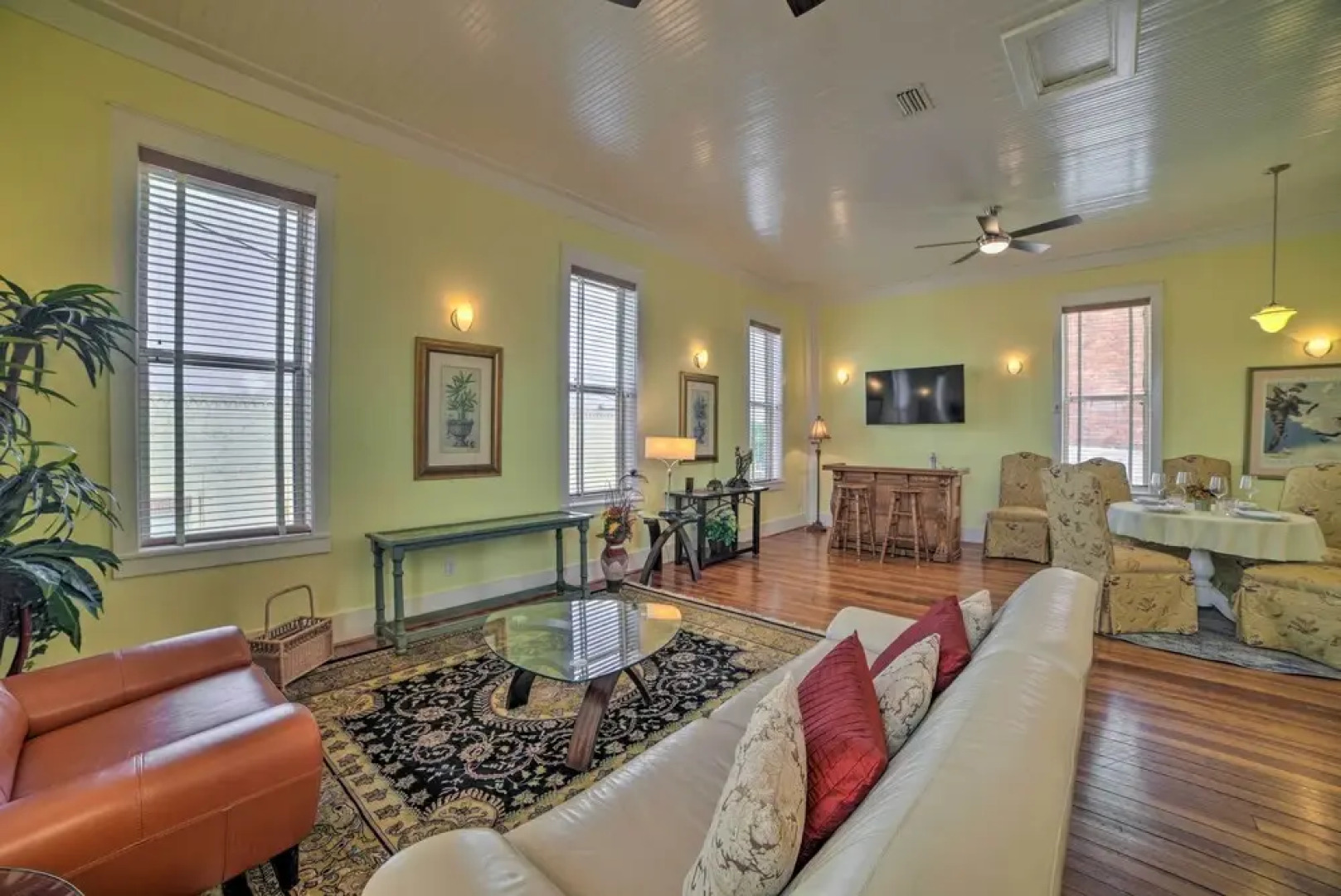 Charming Defuniak Apartment in Historic Dtwn!
