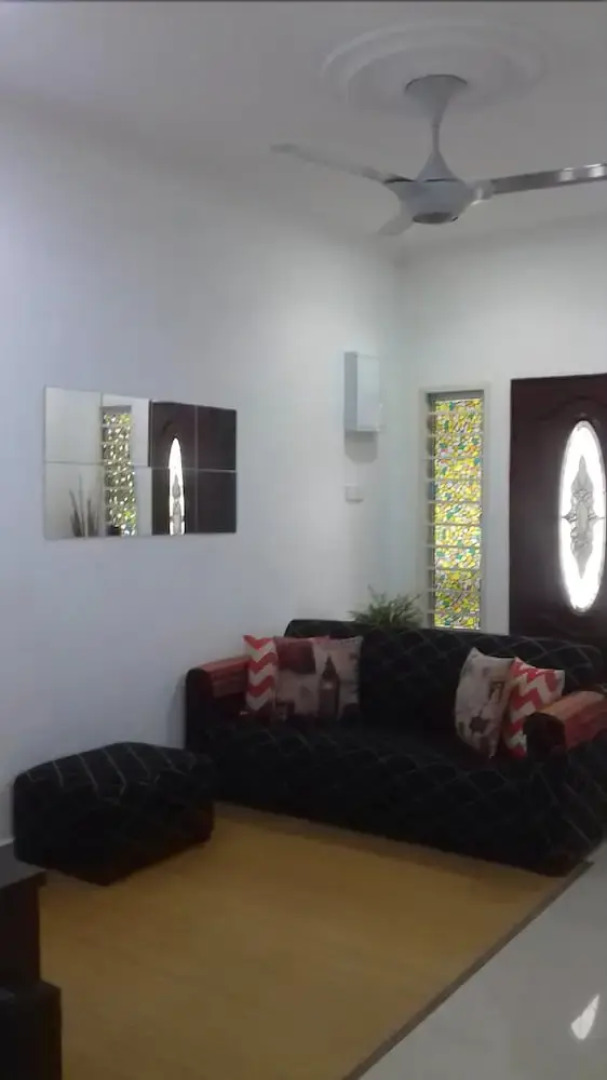 Streetroad Guesthouse