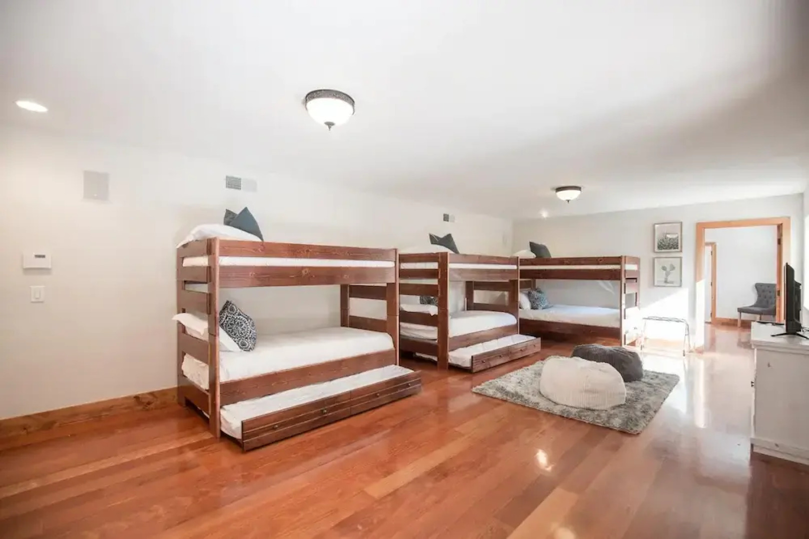 Calle Capistrano - De Luz