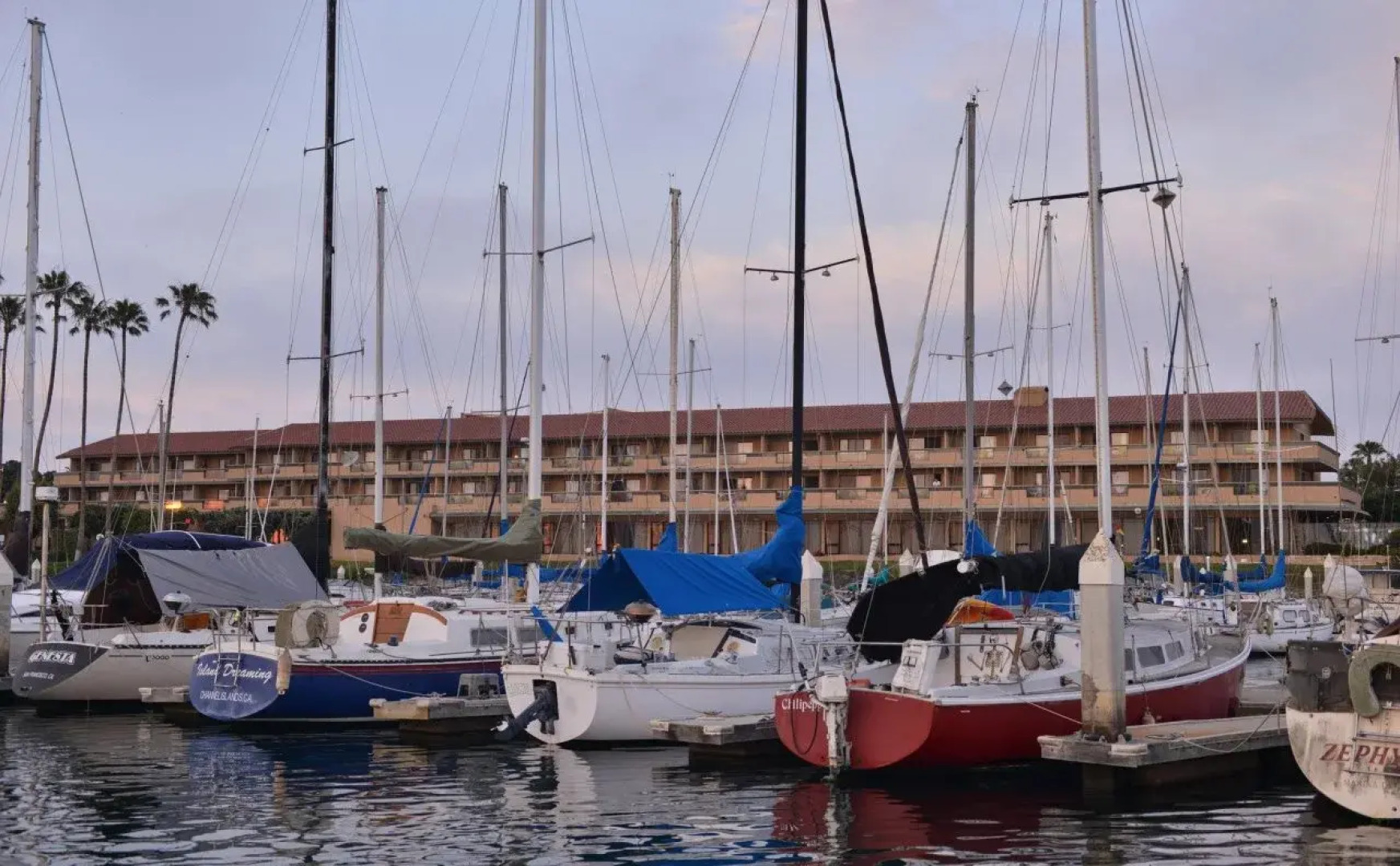 Holiday Inn Express Hotel & Suites Ventura by IHG