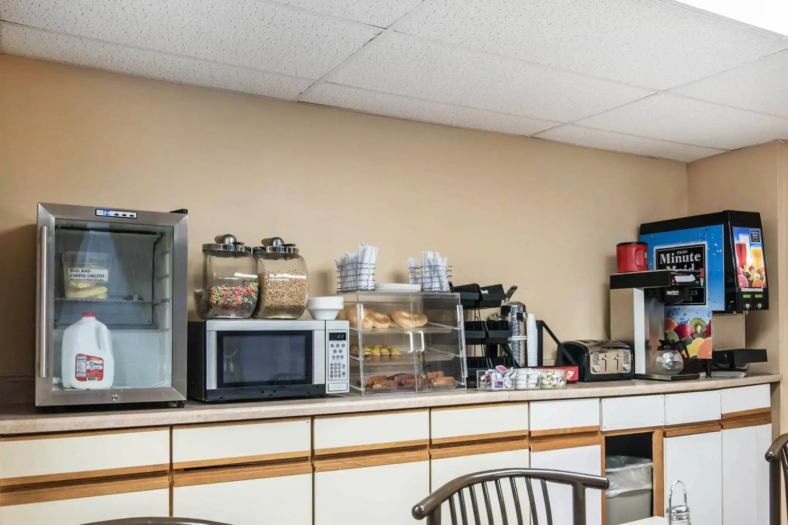 Rodeway Inn & Suites Ithaca South