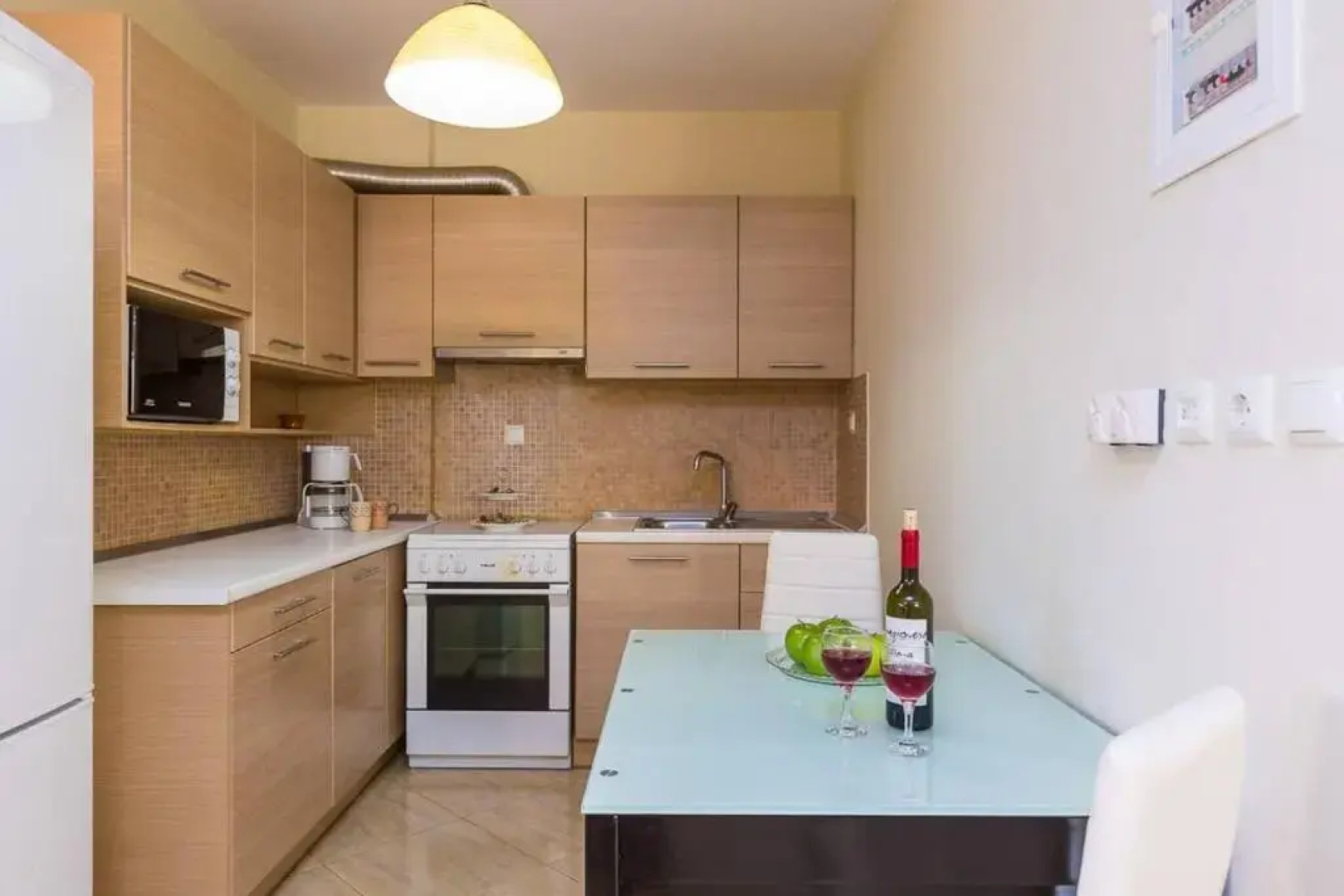 Eva home, 200m from the sea!