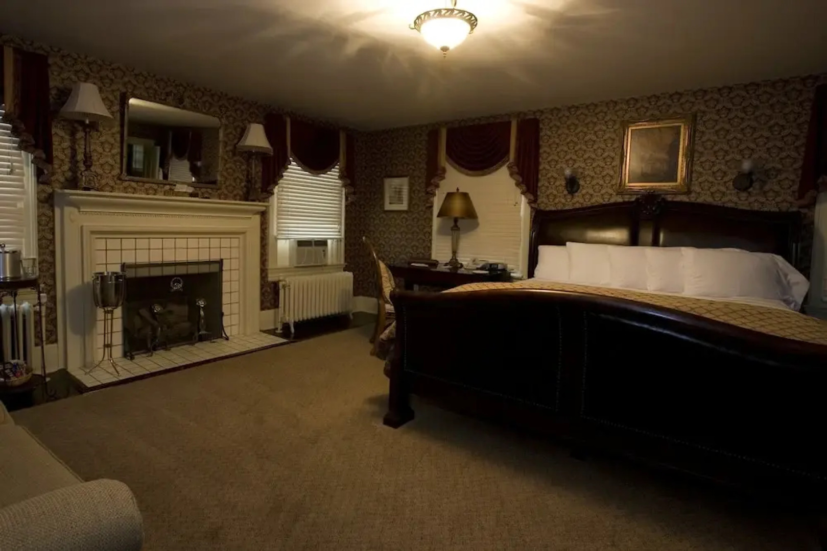 Julia's Bed & Breakfast