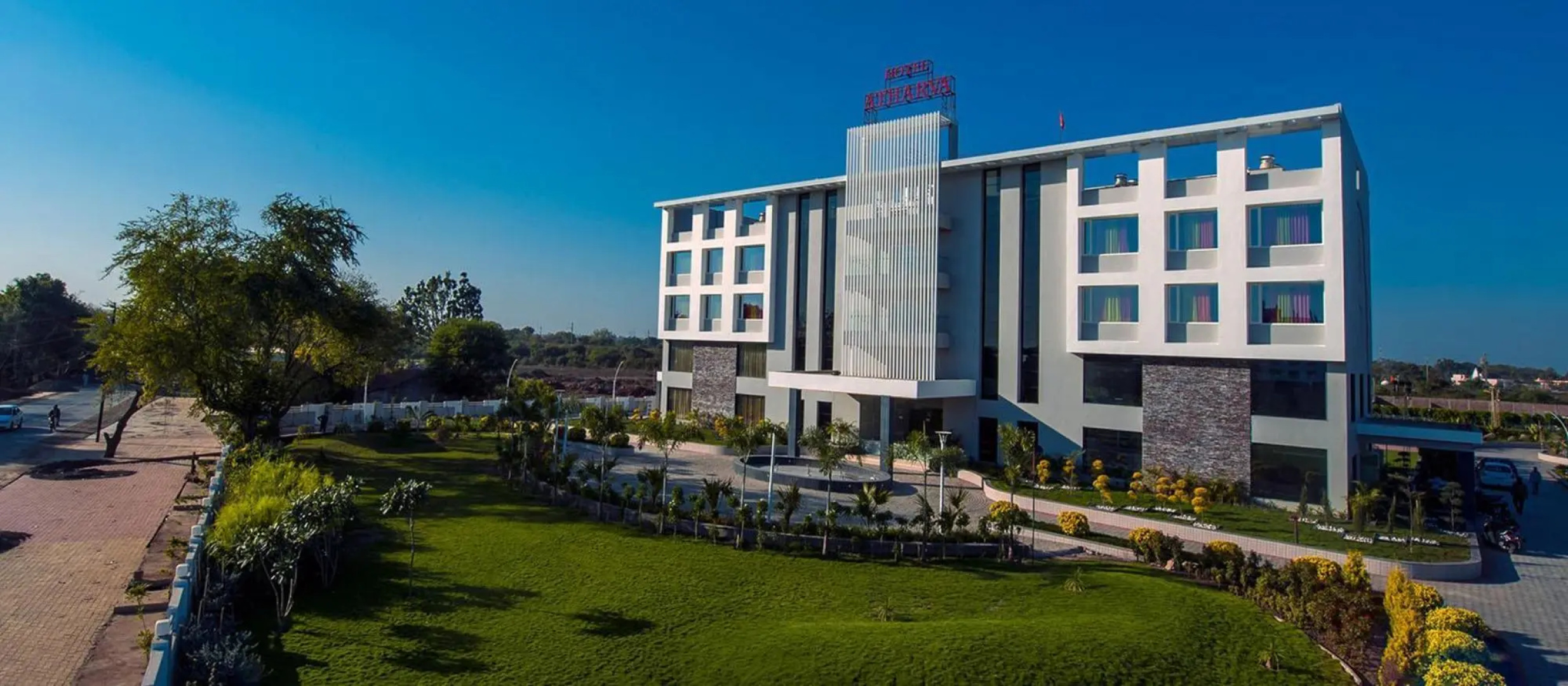 Hotel Atharva