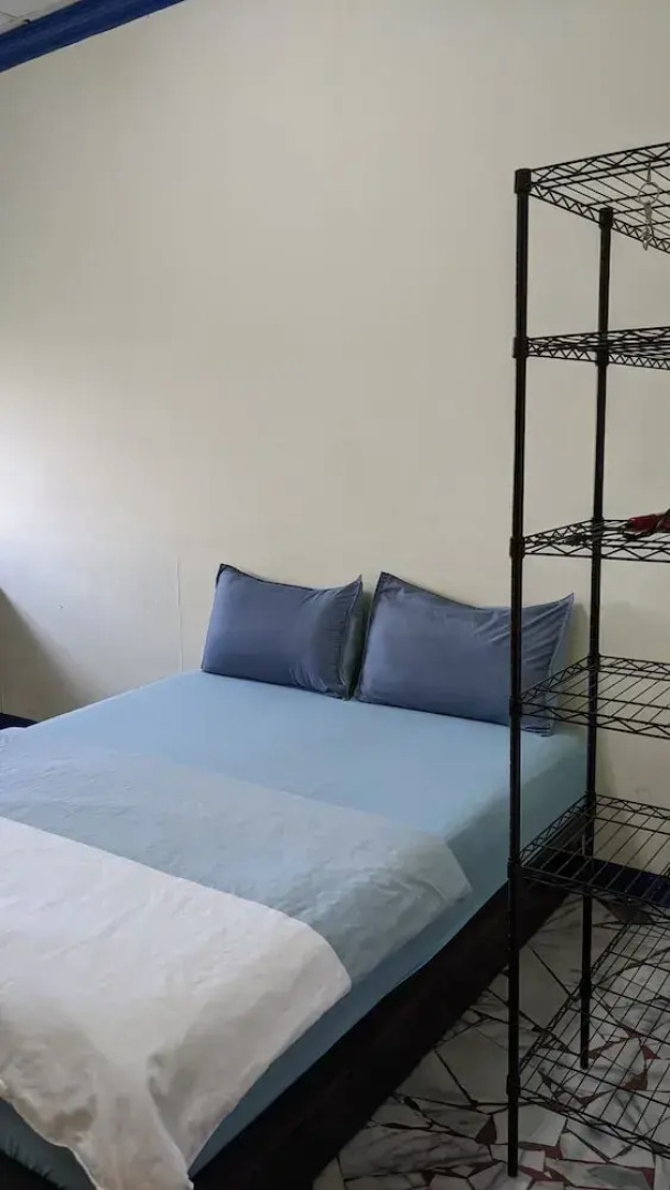 The Lodge for Cyclists - Hostel